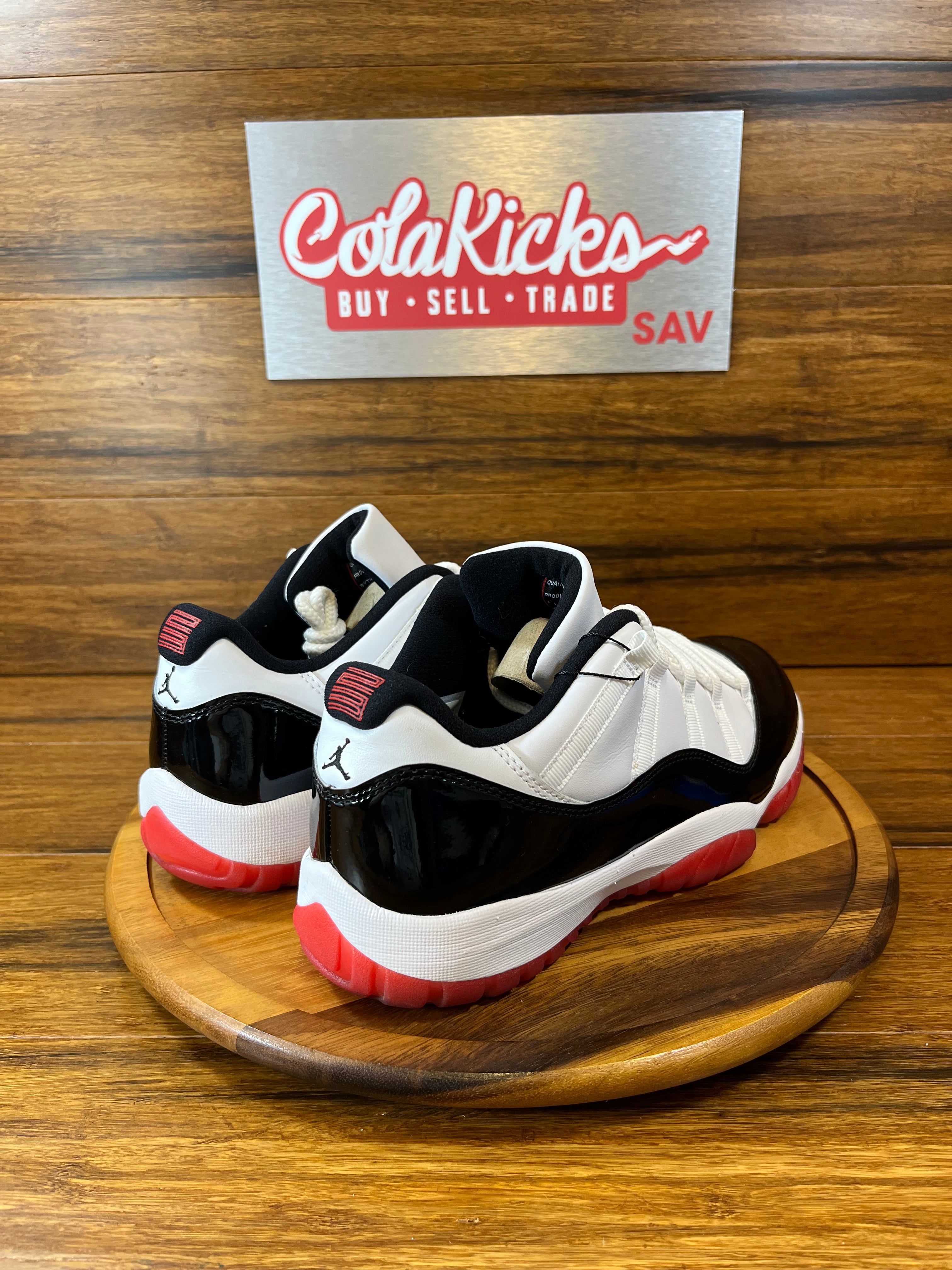 Jordan 11 Retro Low Concord Bred