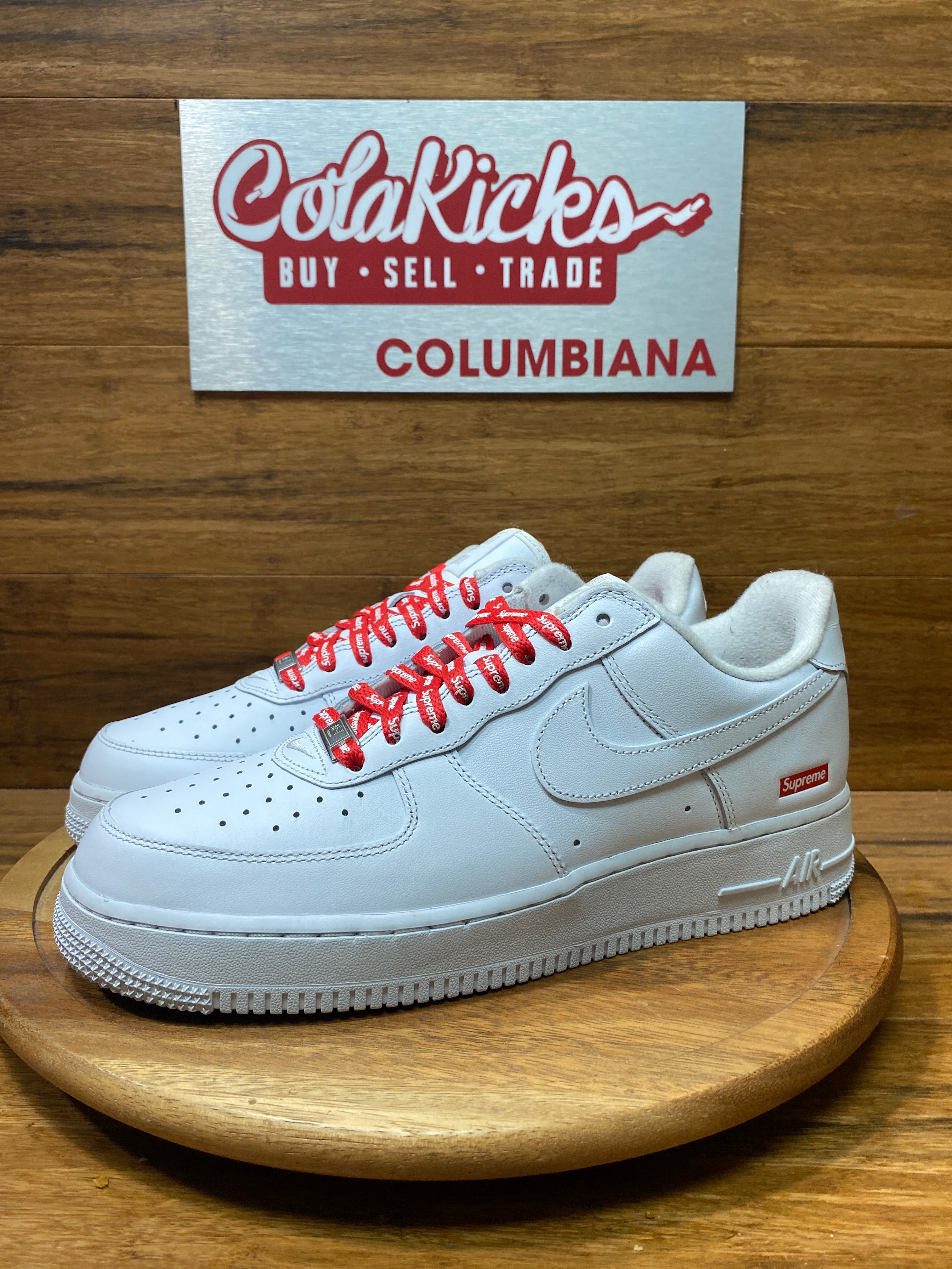 Nike Air Force 1 Low Supreme White