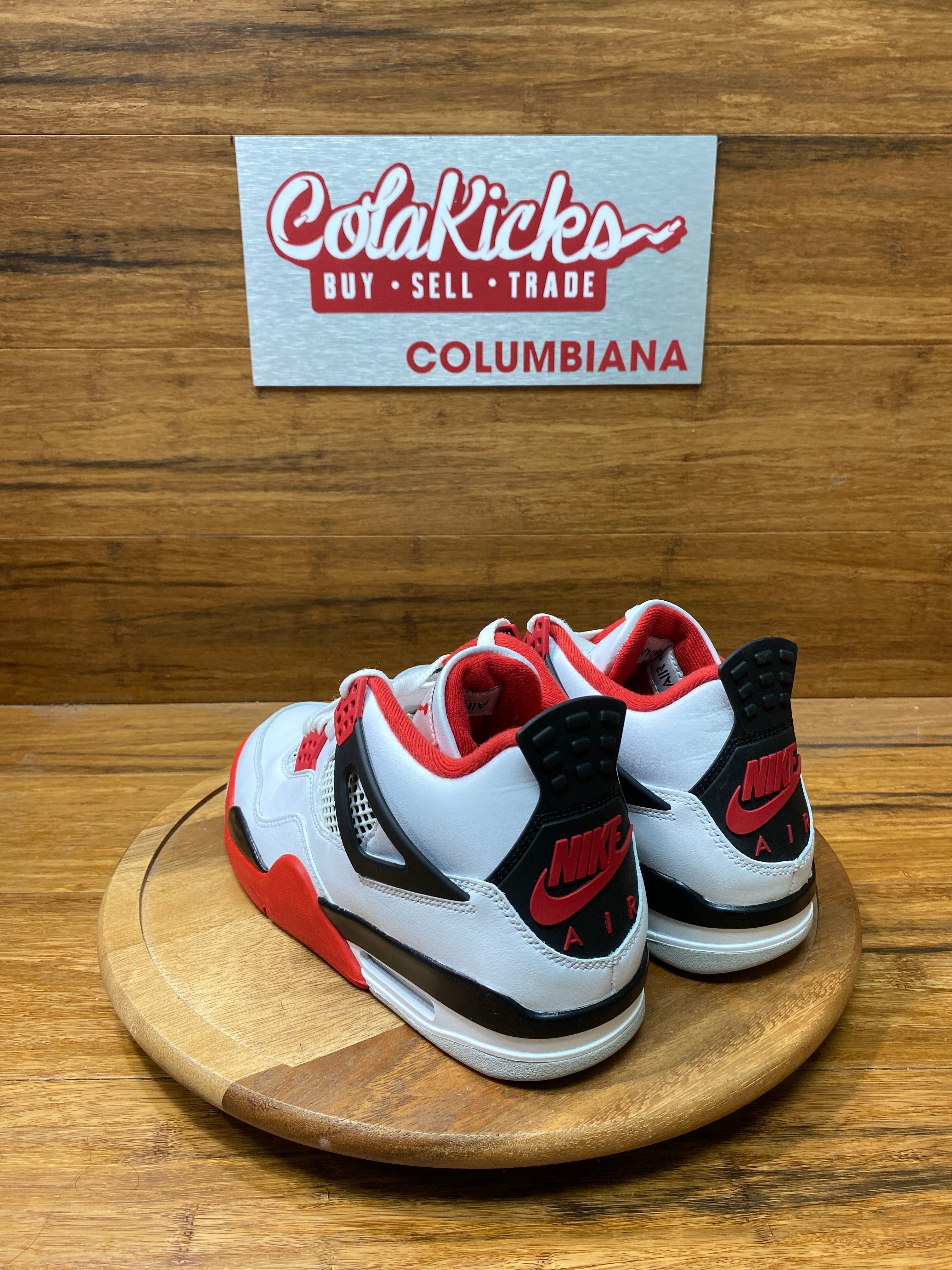 Jordan 4 Retro Fire Red (2020)