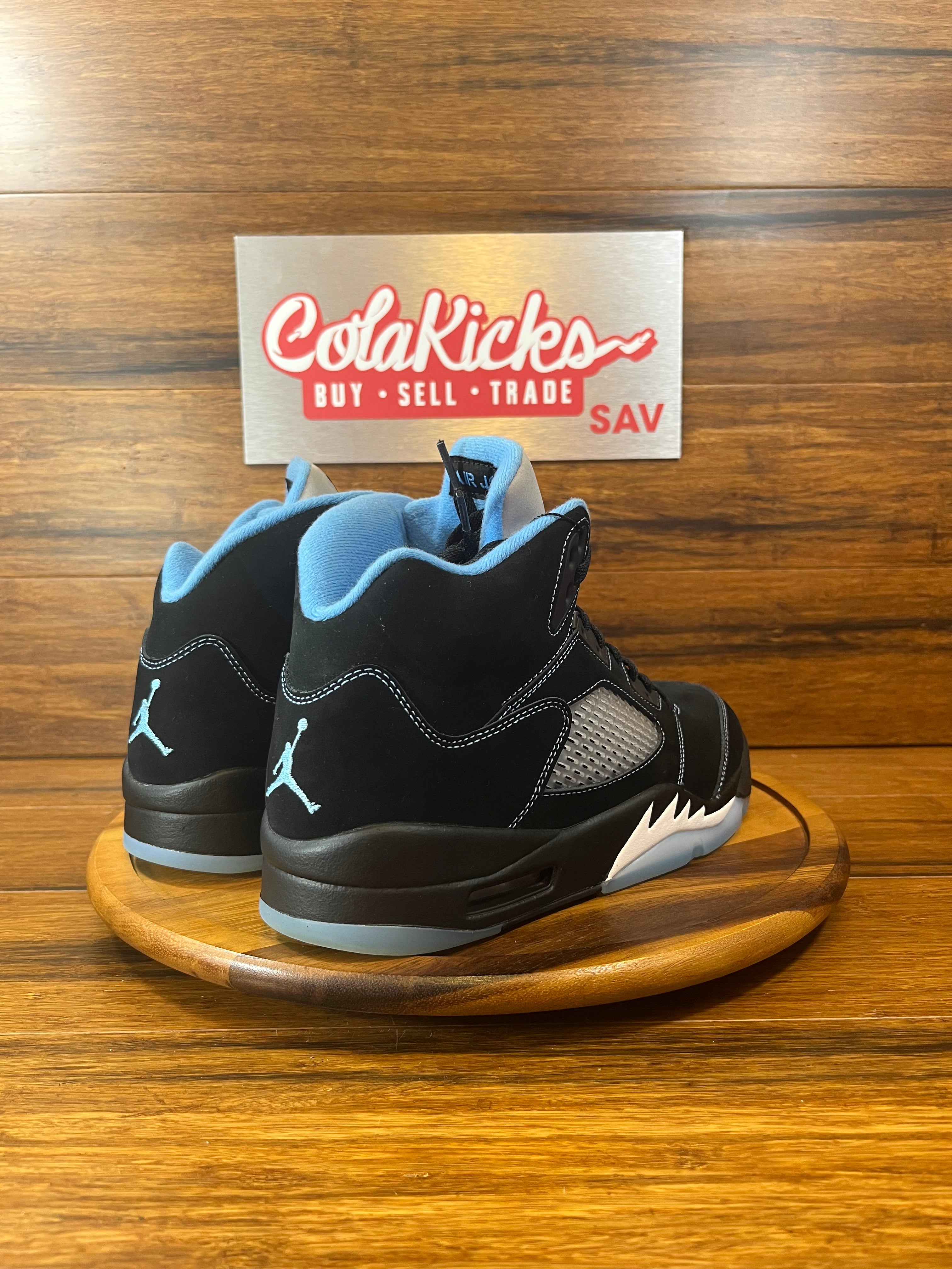 Jordan 5 Retro Black University Blue (2026)(Missing Lace Locks)