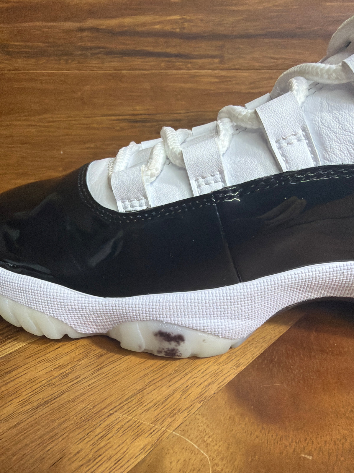 Jordan 11 Retro DMP Gratitude (2023)