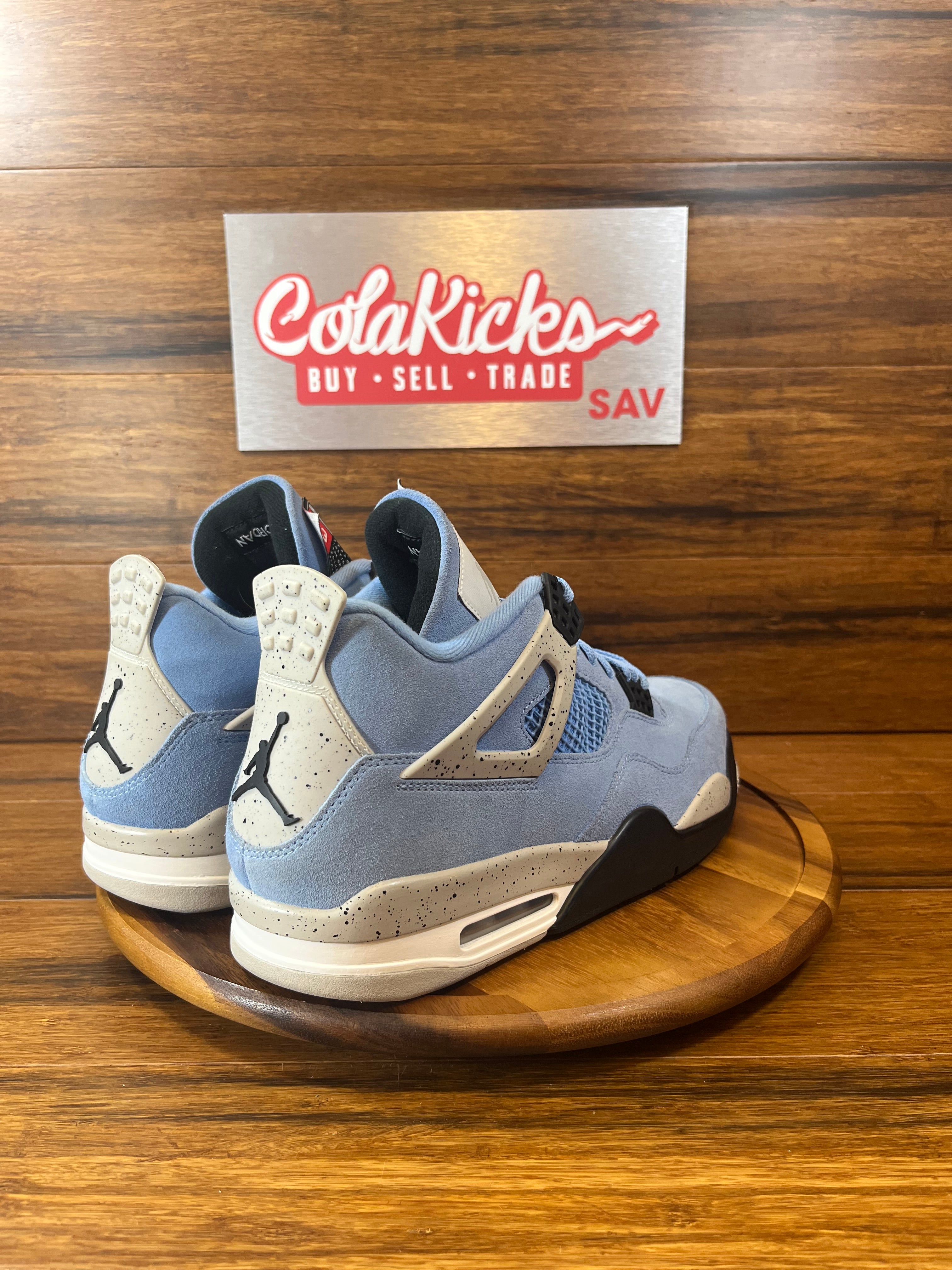 Jordan 4 Retro University Blue
