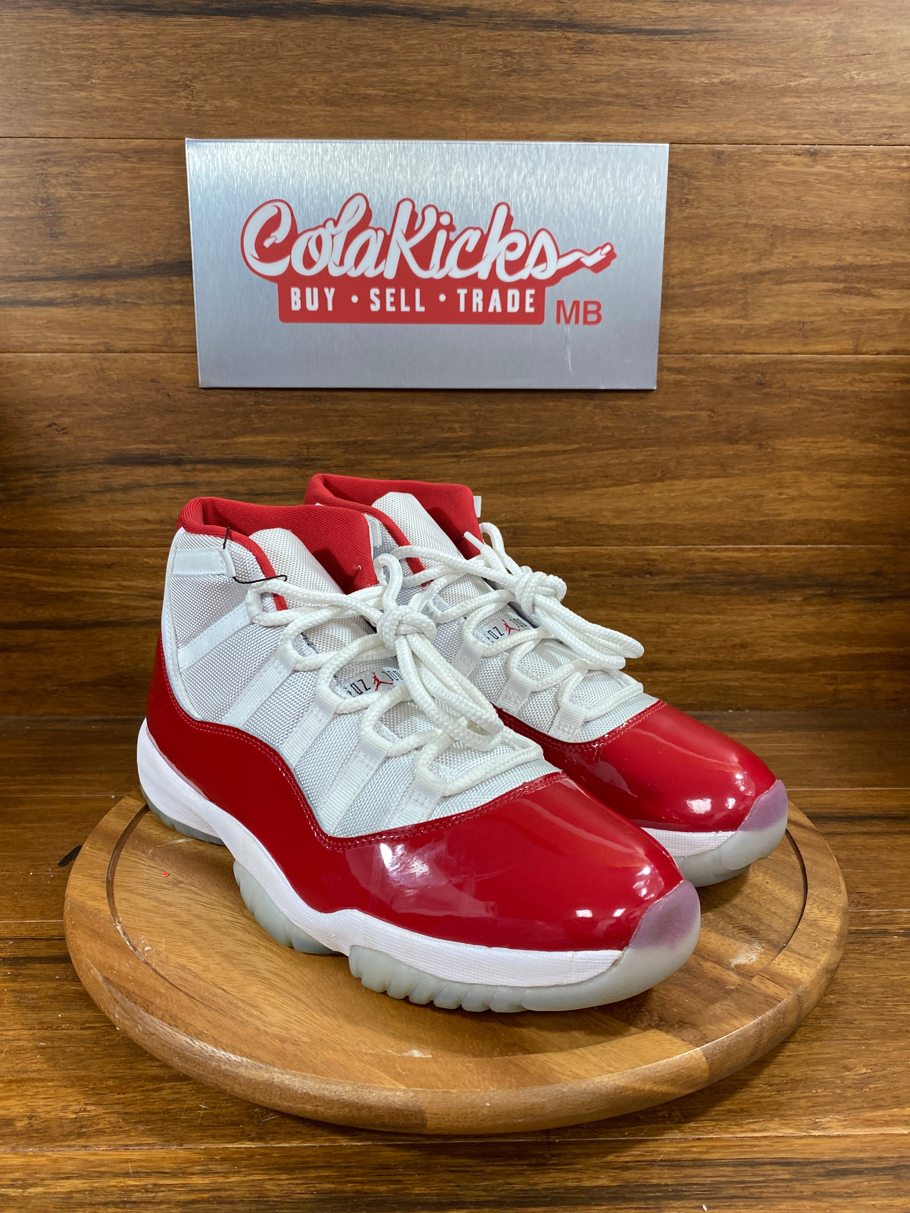 Jordan 11 Retro Cherry (2022)