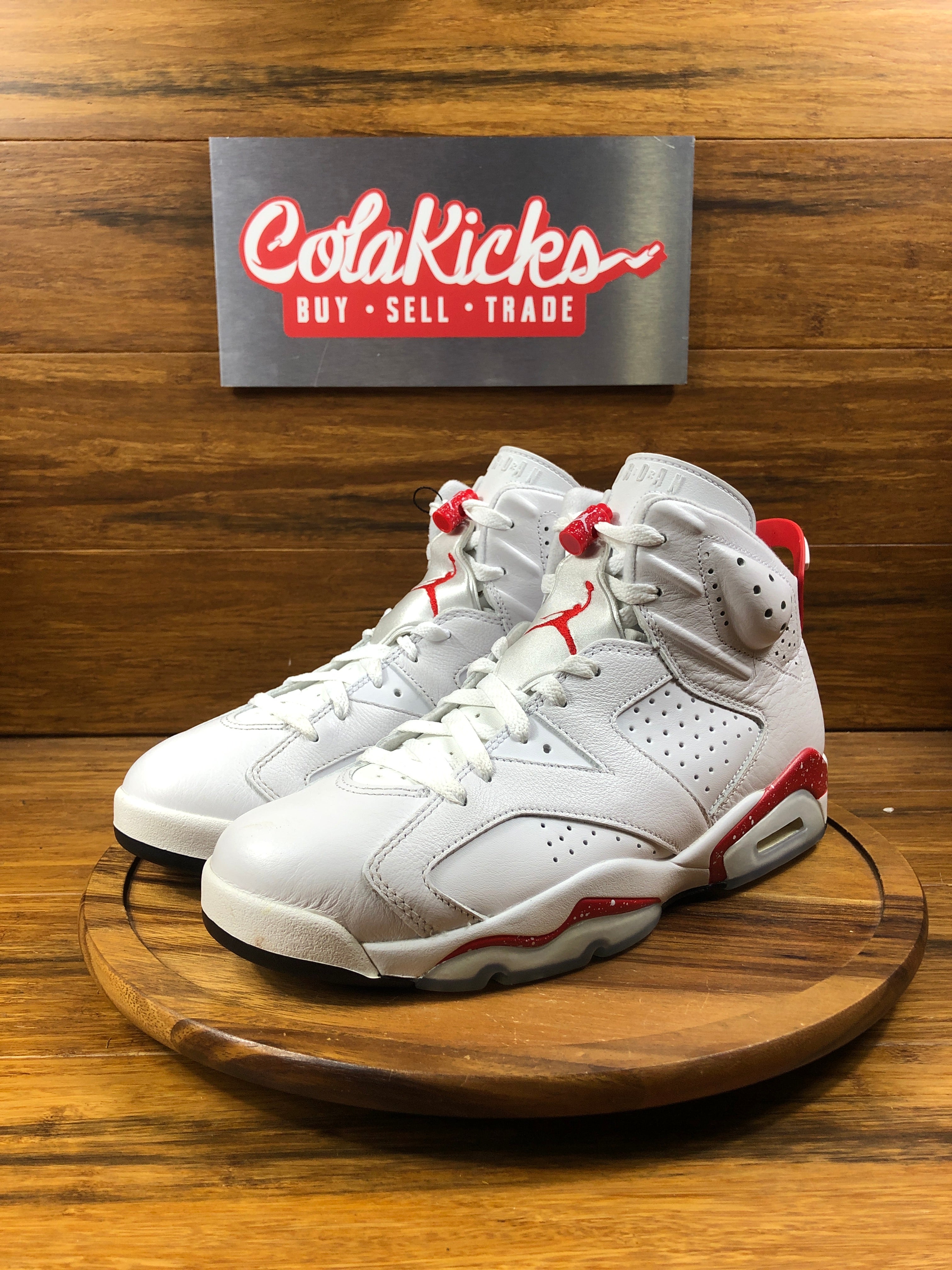 Jordan 6 Retro Red Oreo