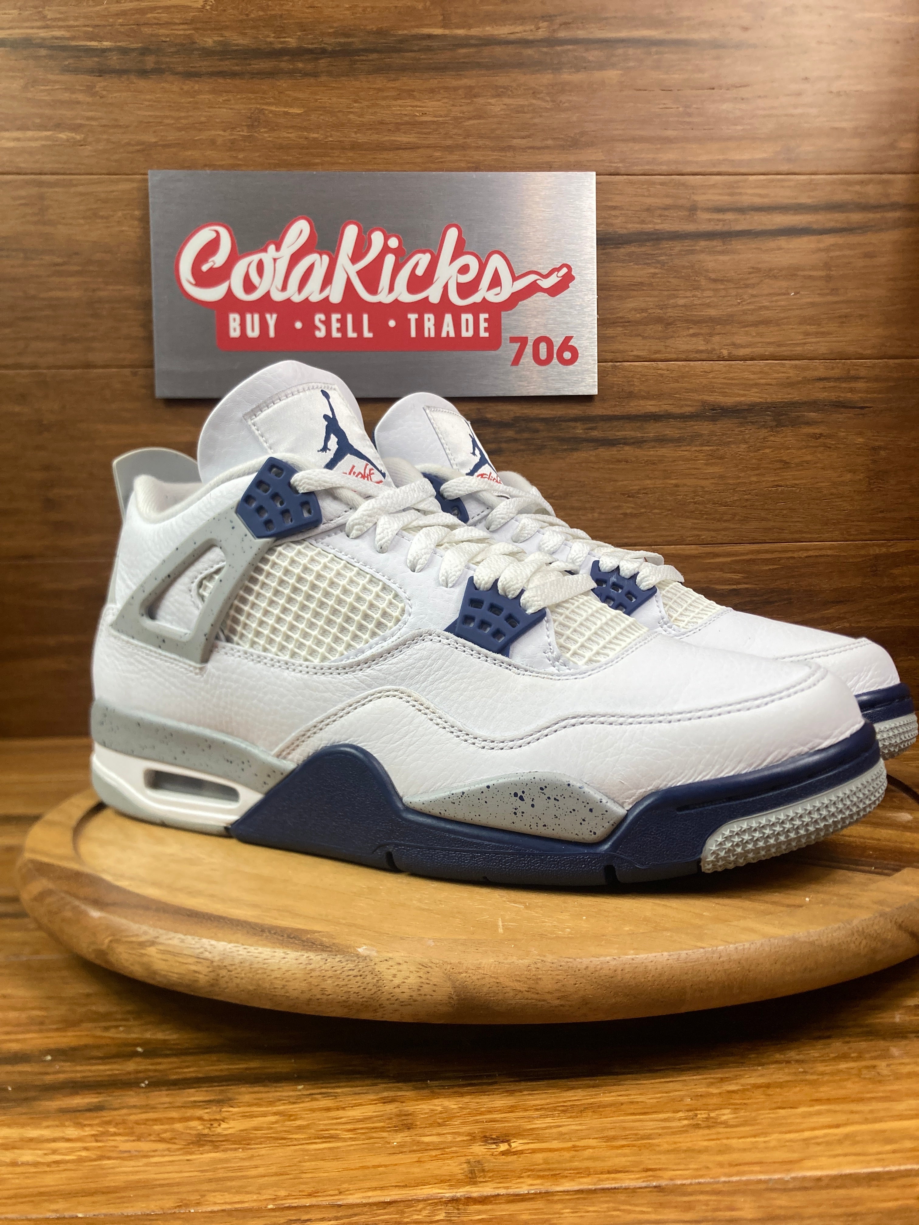 Jordan 4 Retro Midnight Navy