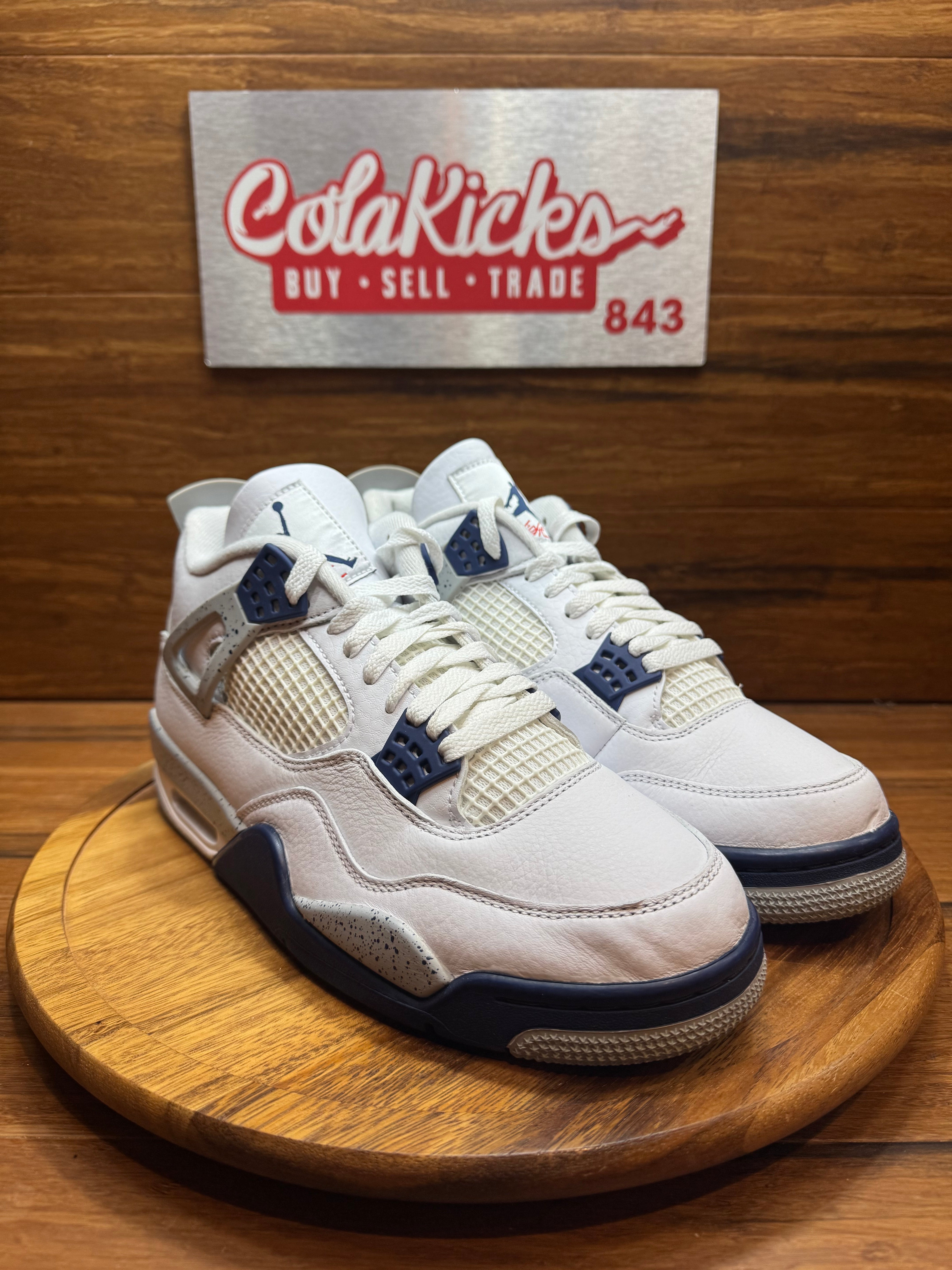 Jordan 4 Retro Midnight Navy