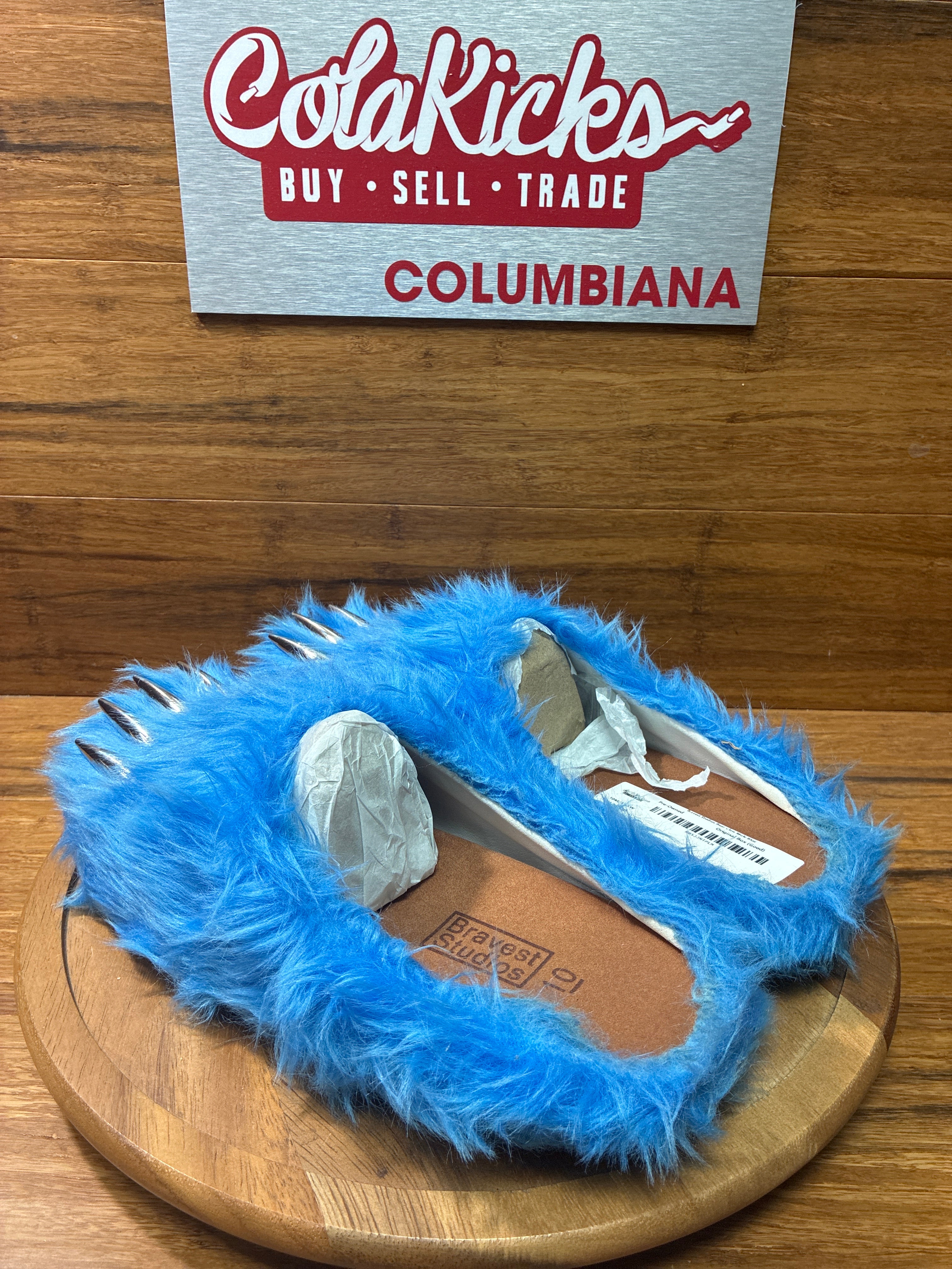 Bravest Studios Bear Claw Mule Blue