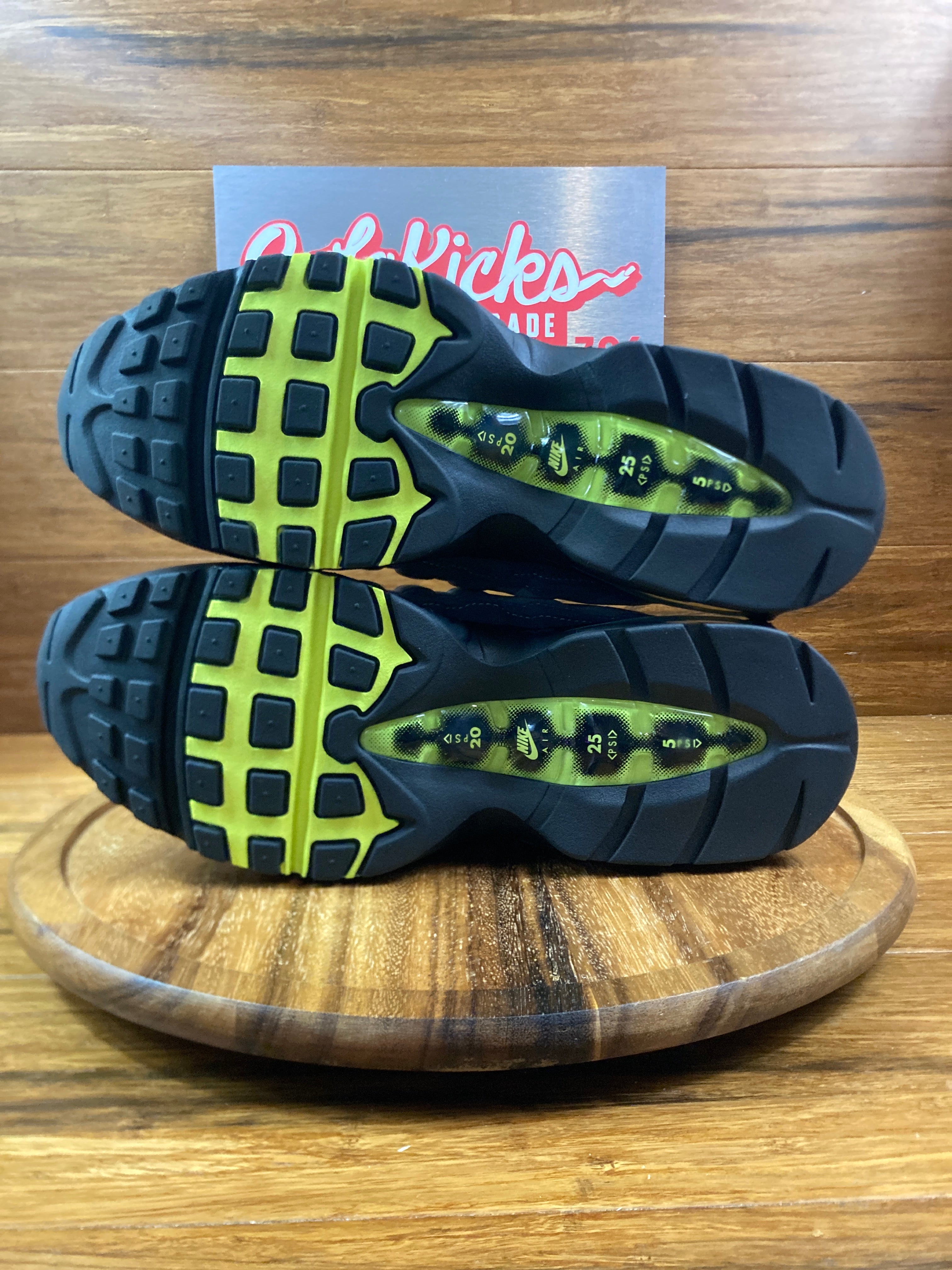 Nike Air Max 95 OG Big Bubble Neon (2025/2026)