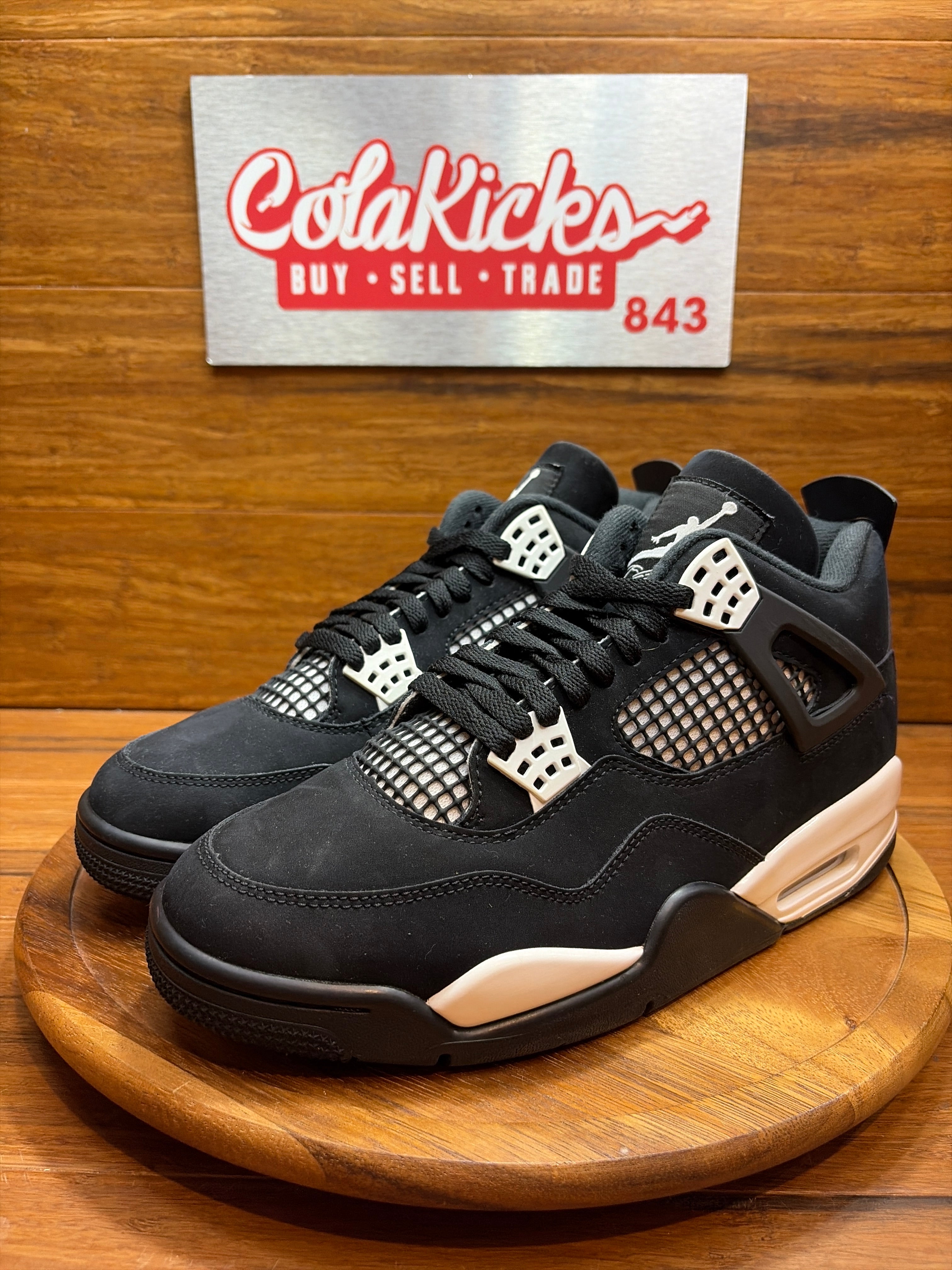 Jordan 4 Retro White Thunder