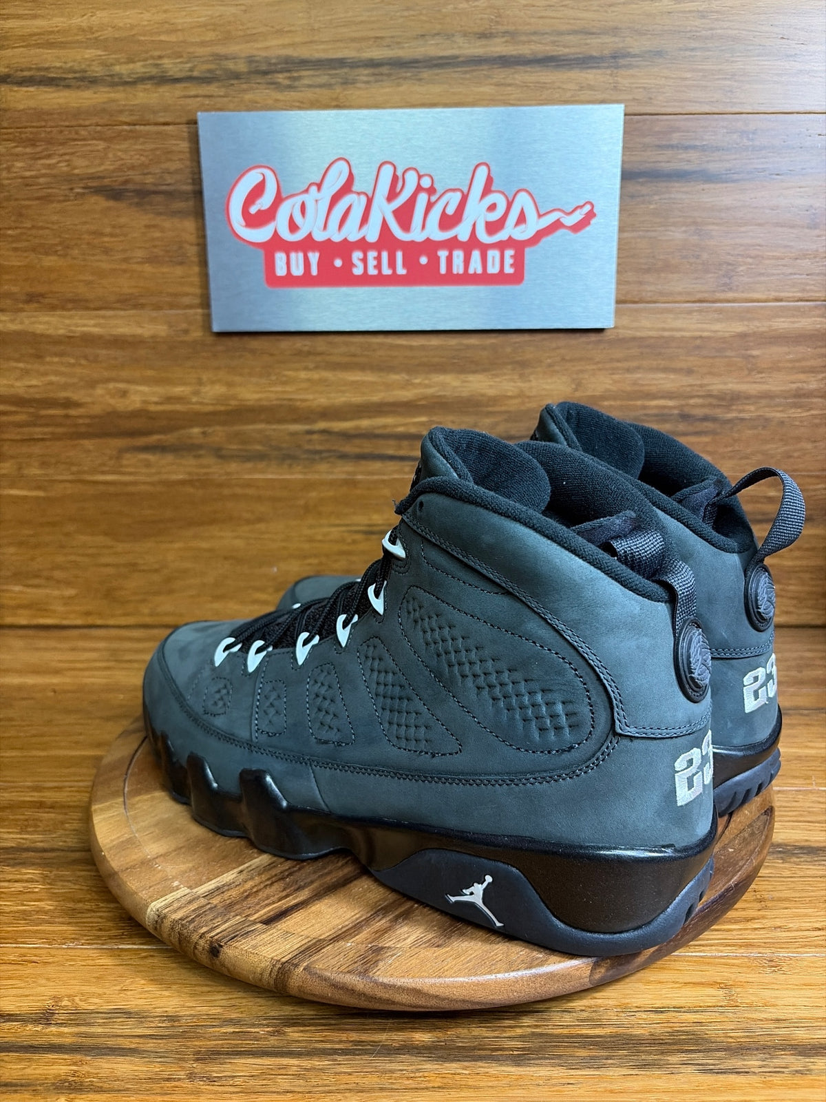 Jordan 9 Retro Anthracite