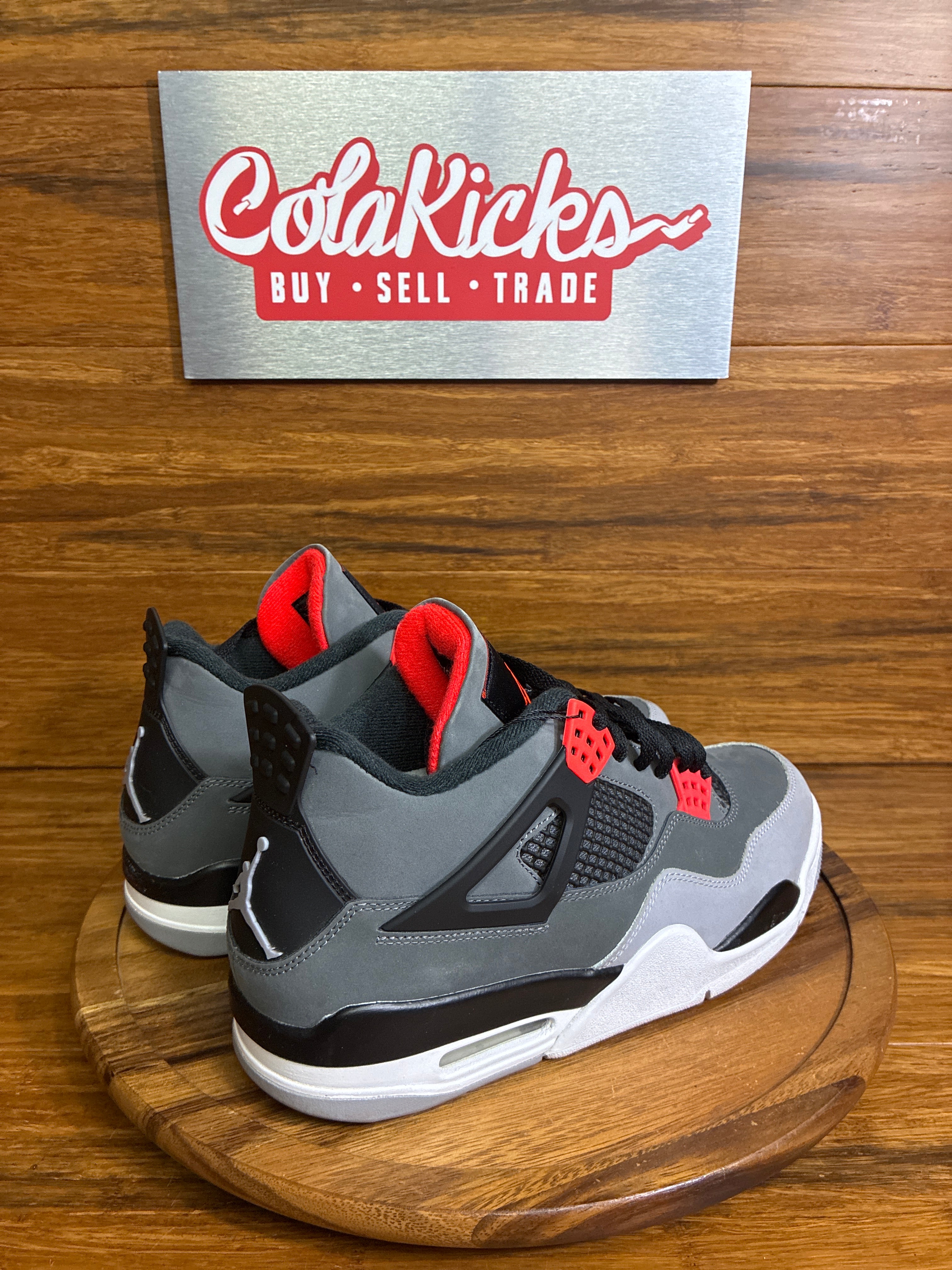 Jordan 4 Retro Infrared