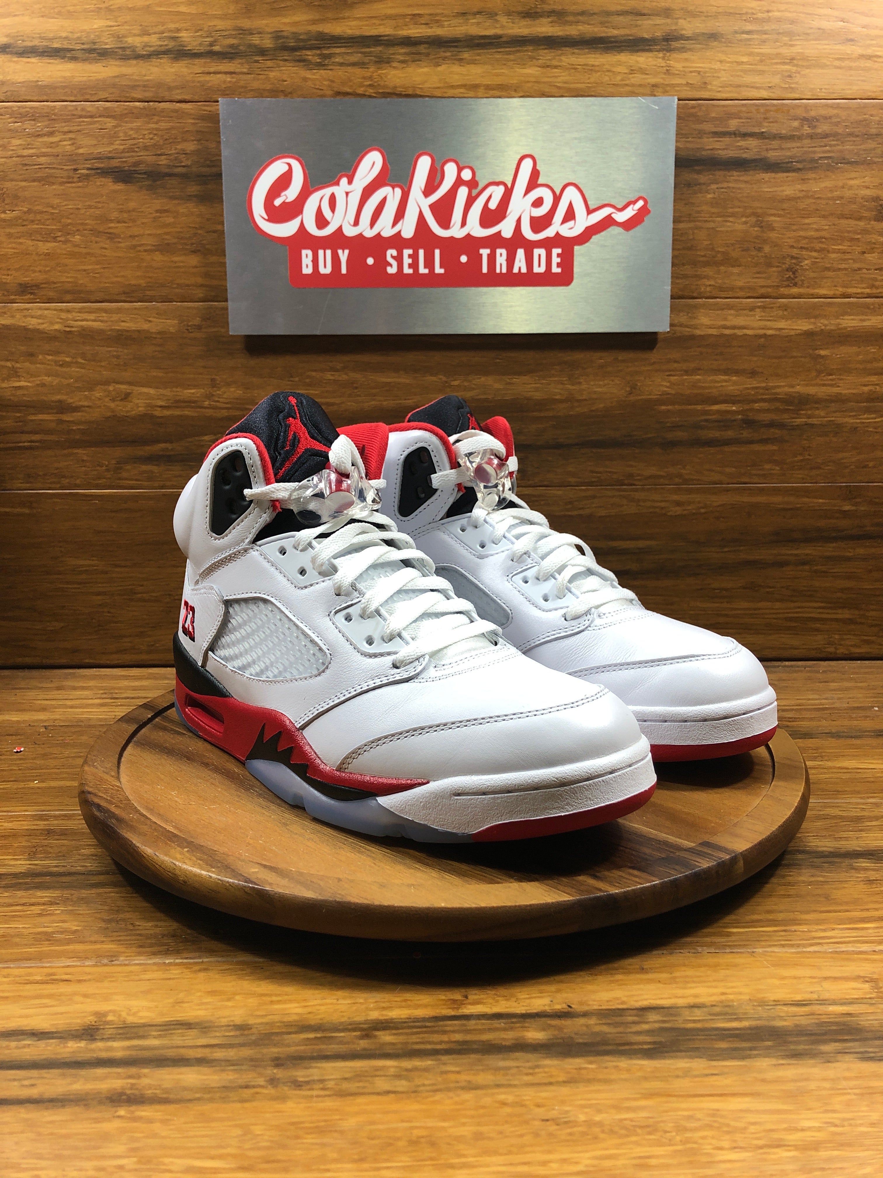 Jordan 5 Retro Fire Red Black Tongue (2025)
