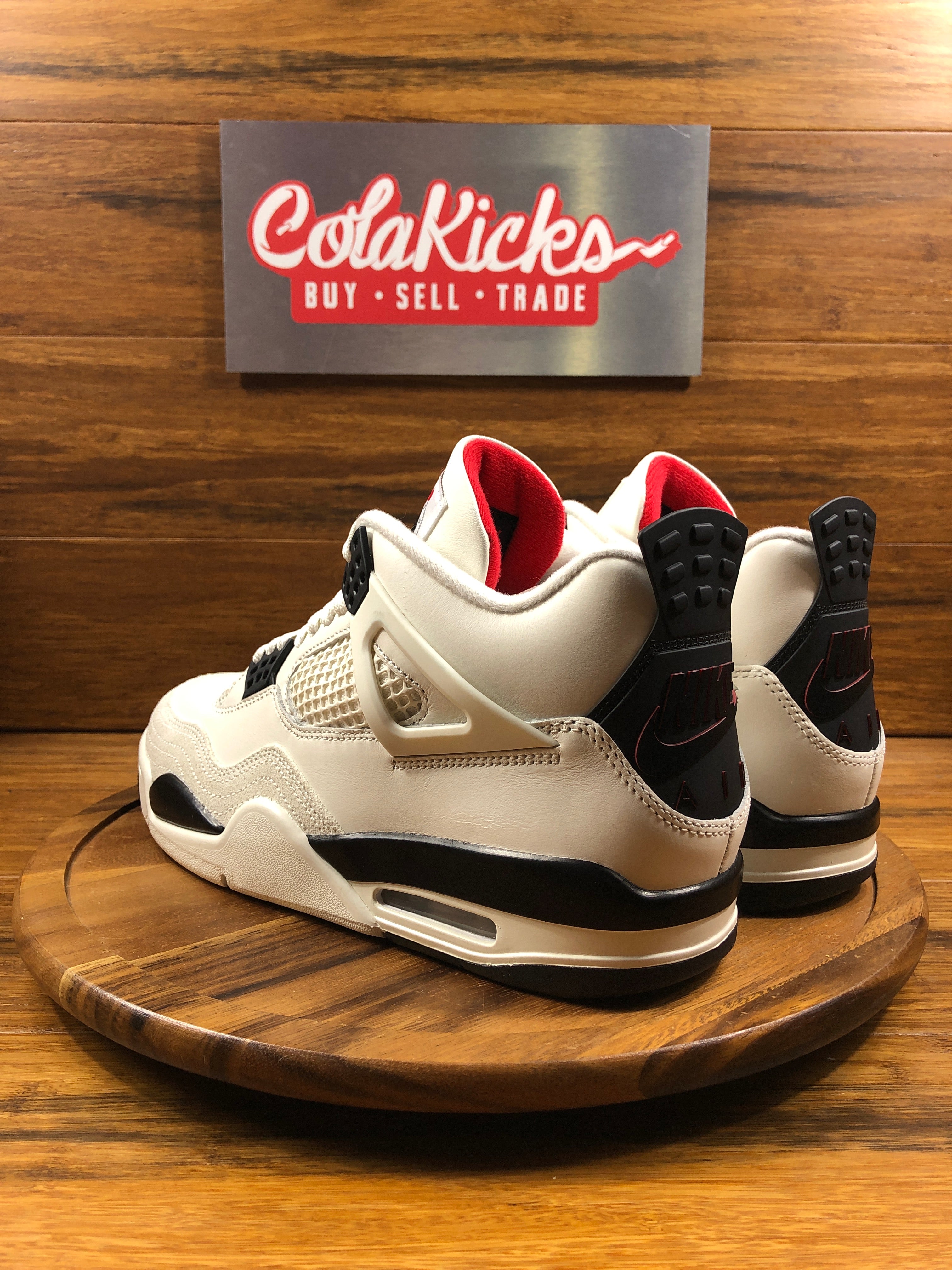 Jordan 4 Retro OG Flight Club