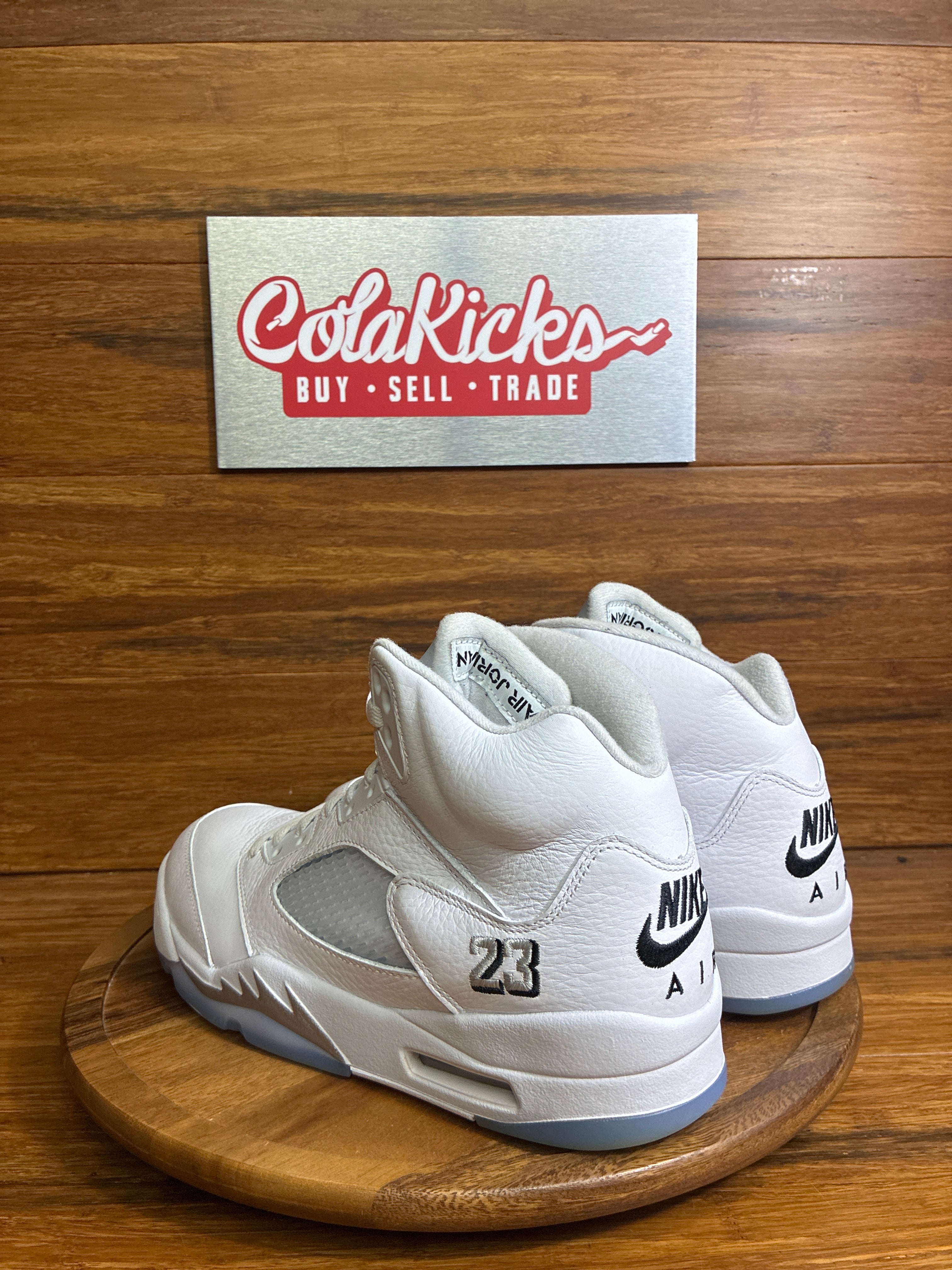 Jordan 5 Retro White Metallic (2026)