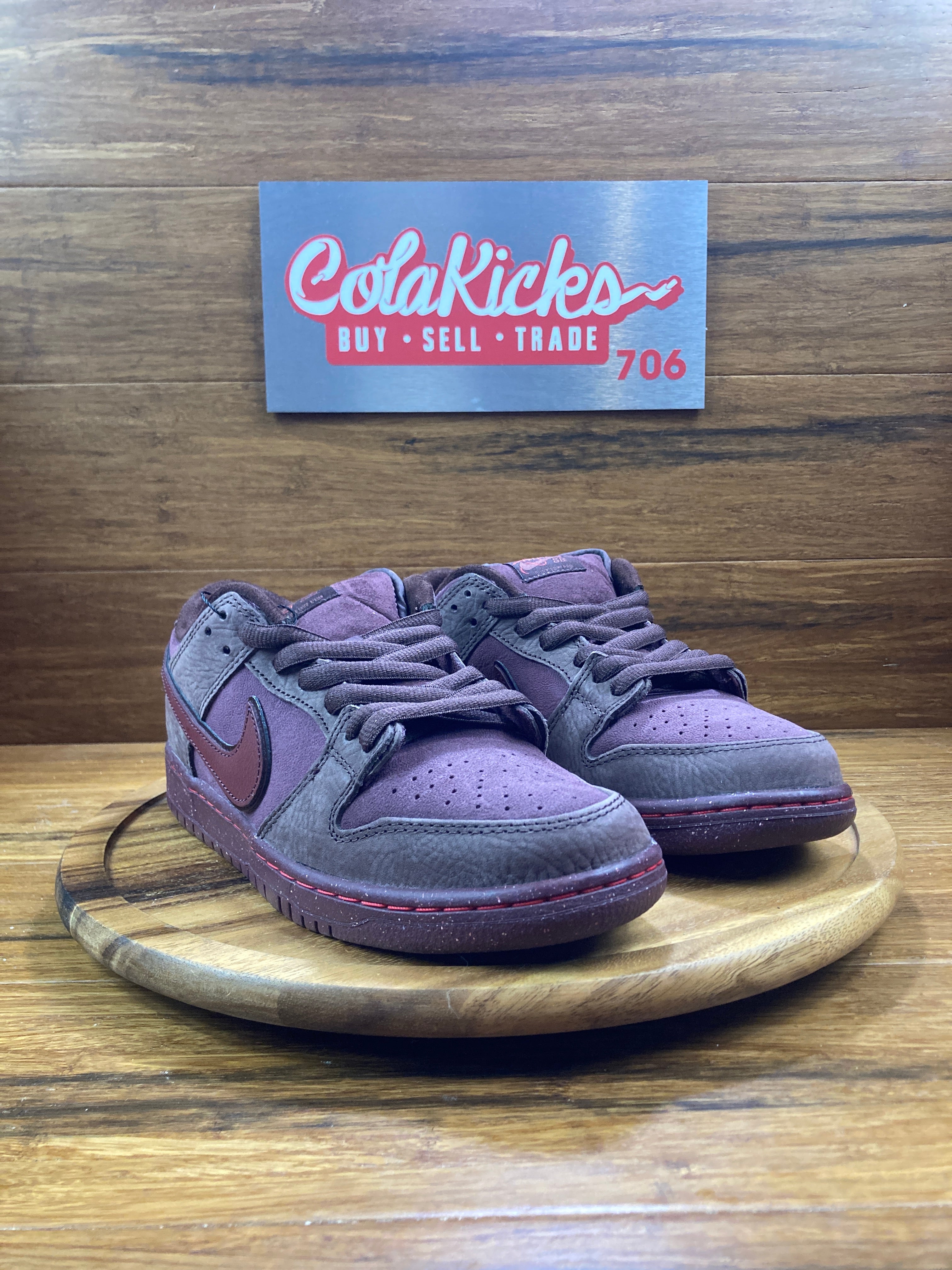Nike SB Dunk Low City of Love Burgundy Crush