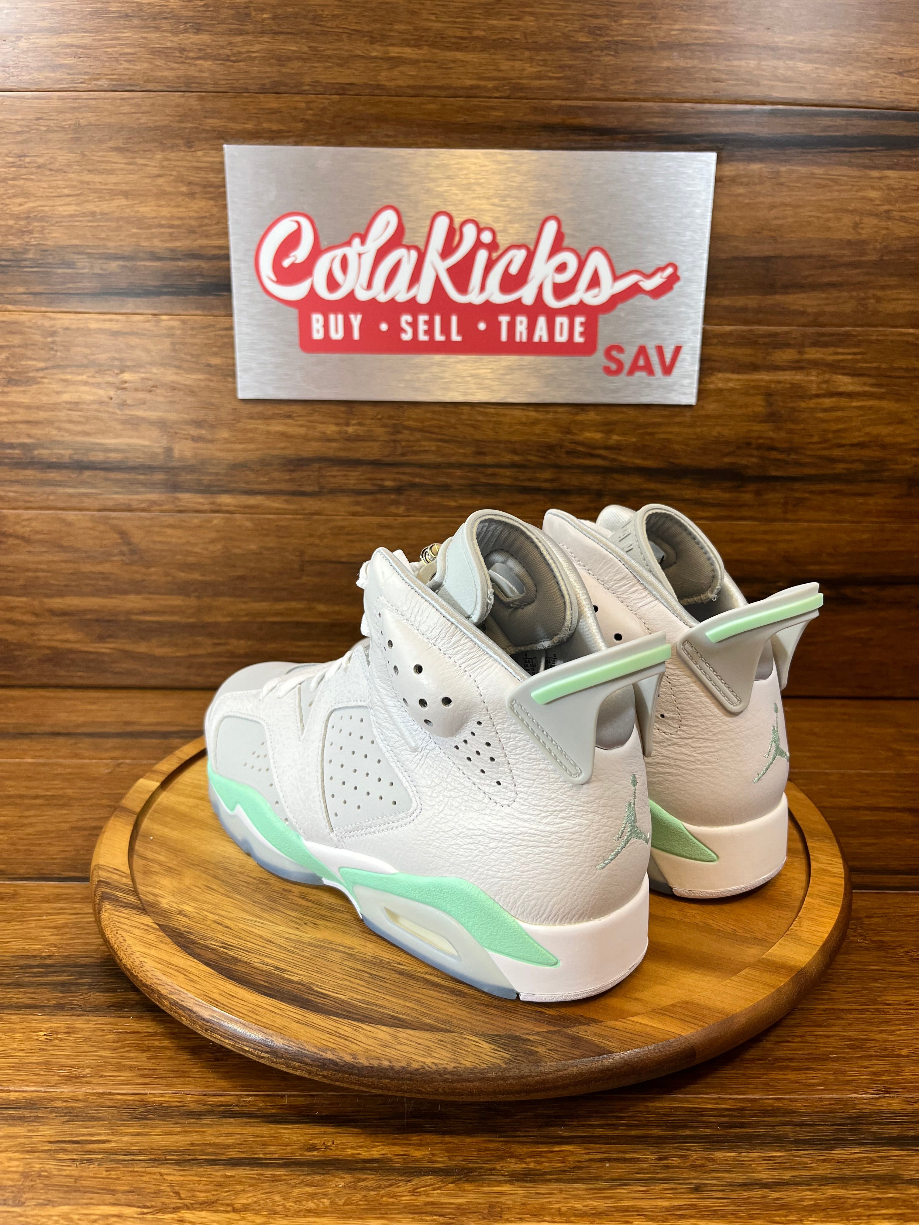 Jordan 6 Retro Mint Foam (Women's)