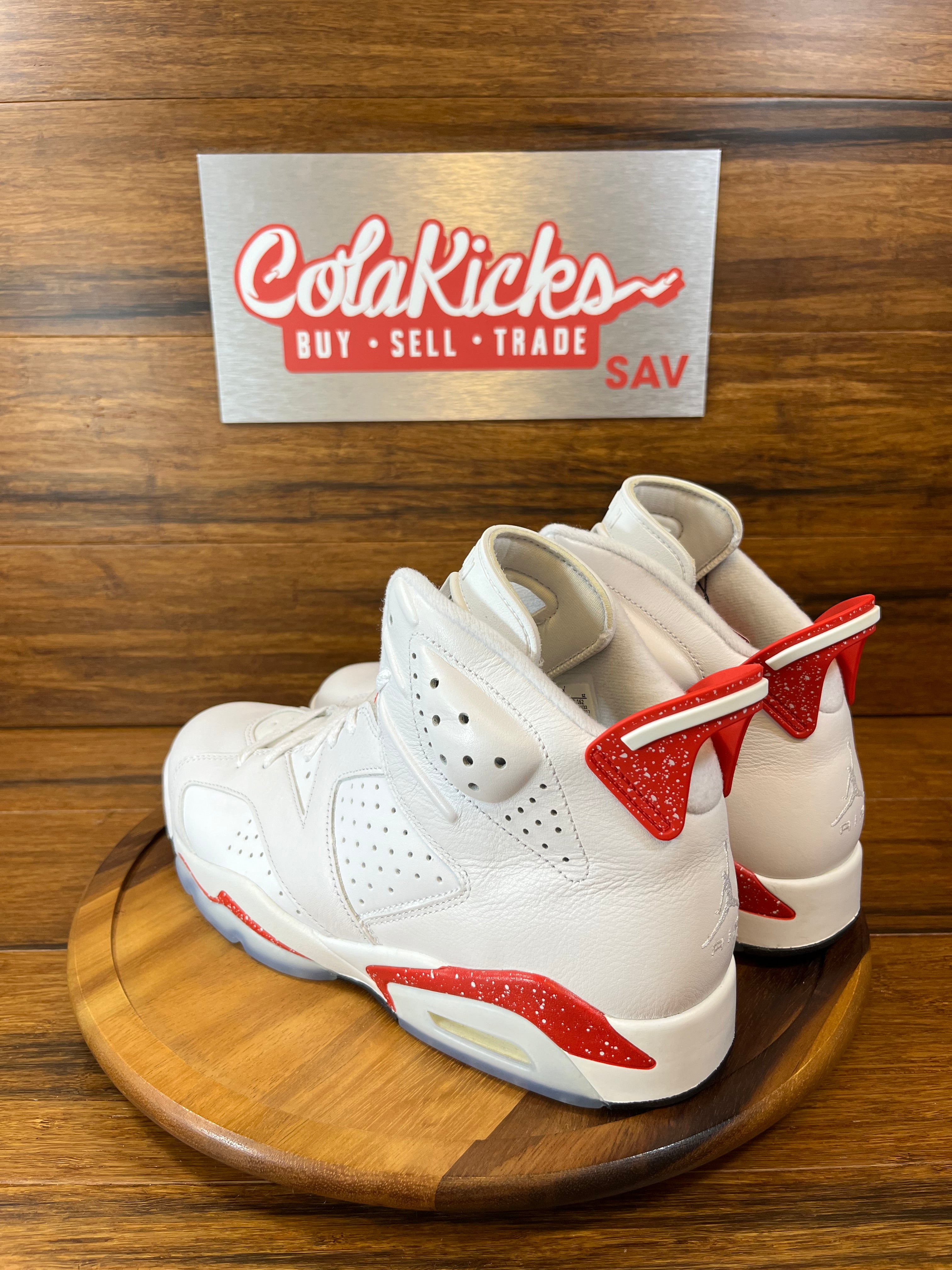 Jordan 6 Retro Red Oreo