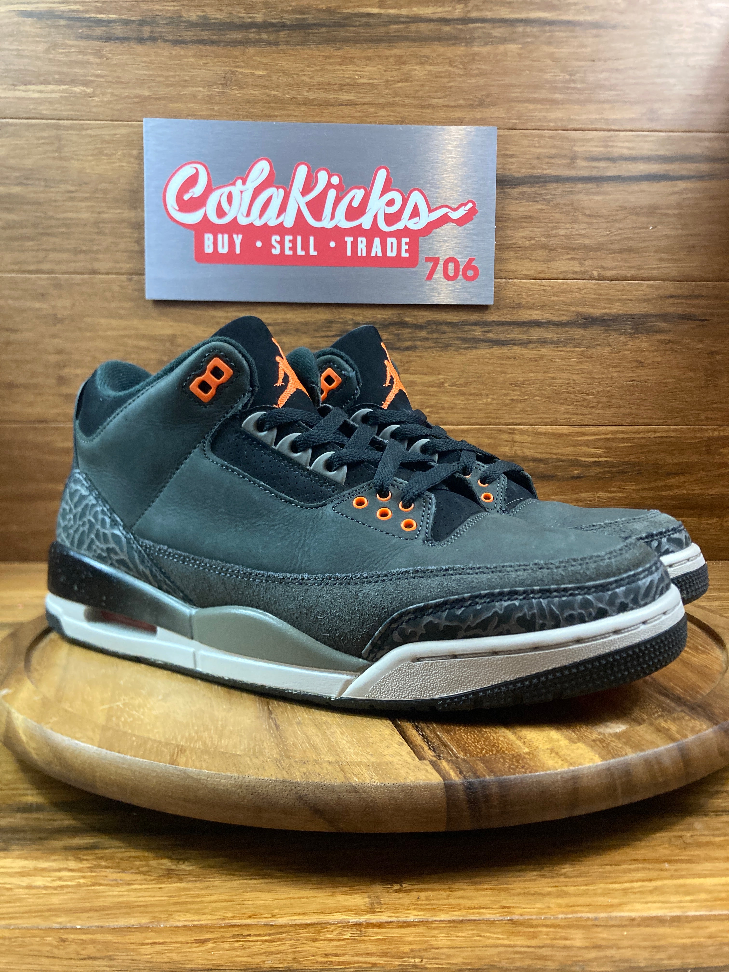 Jordan 3 Retro Fear Pack (2023)