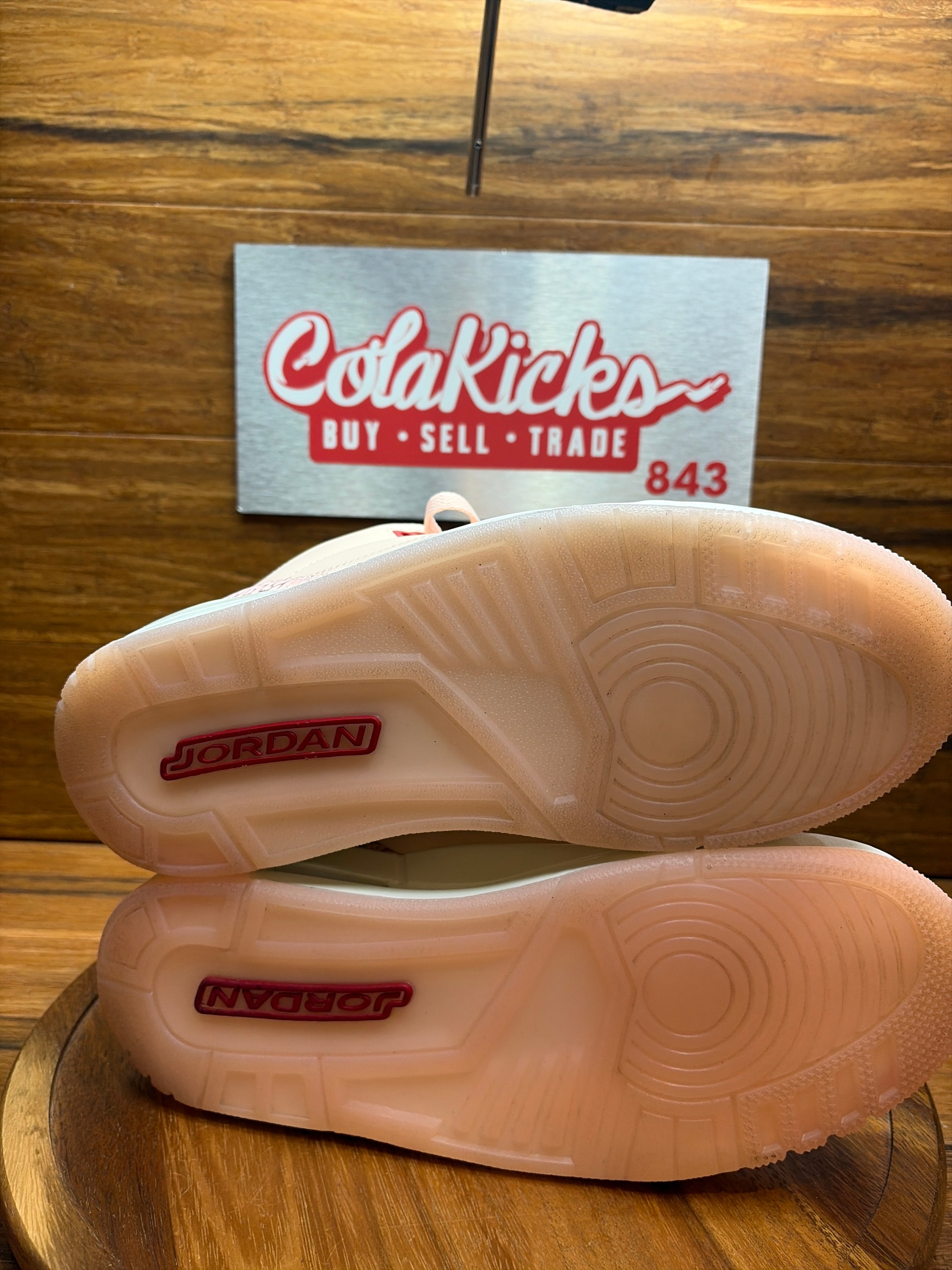 Jordan 3 Retro Valentine's Day Treat Yourself (2025) (Women's)