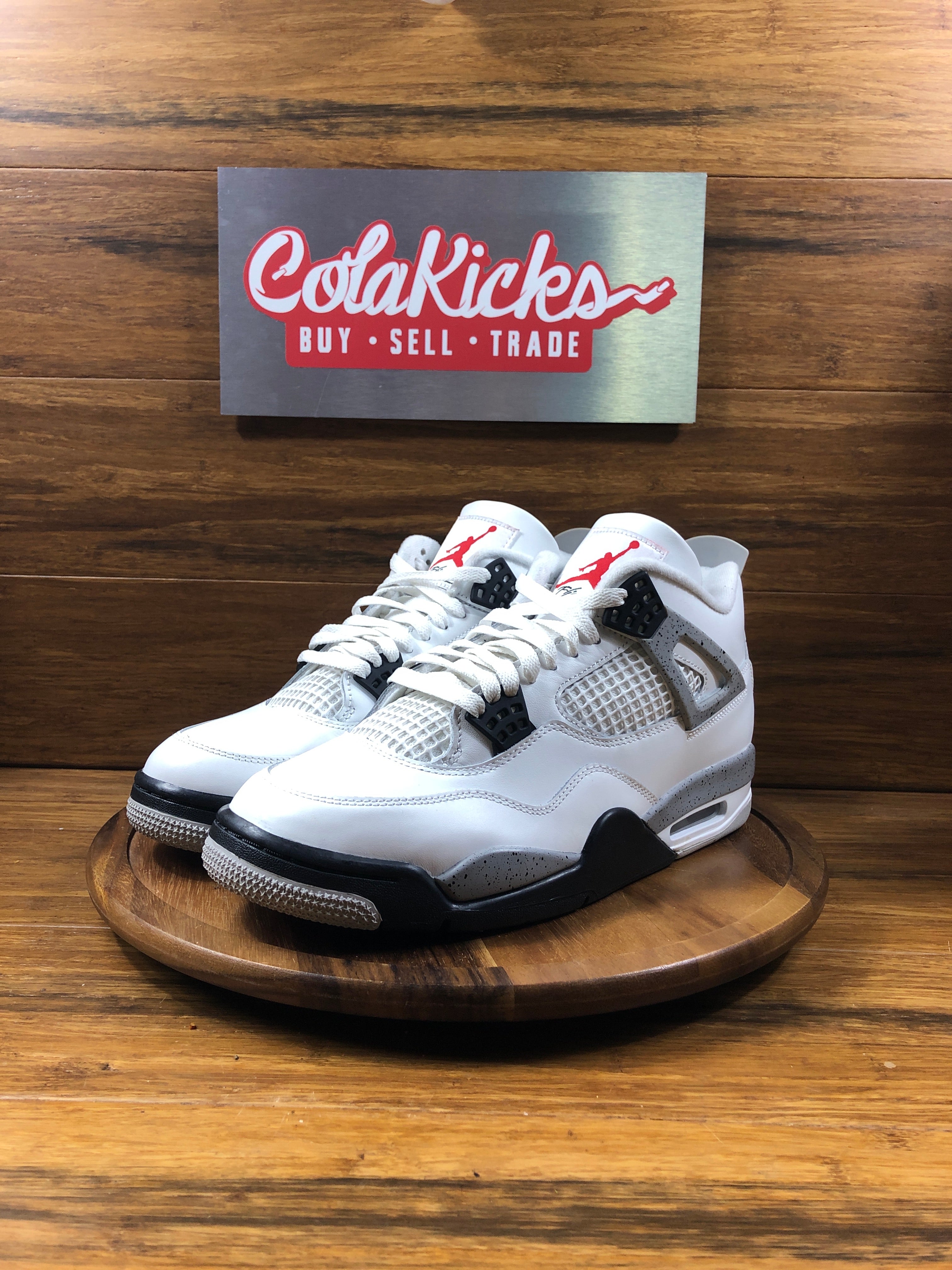 Jordan 4 Retro White Cement (2025) - BGRADE