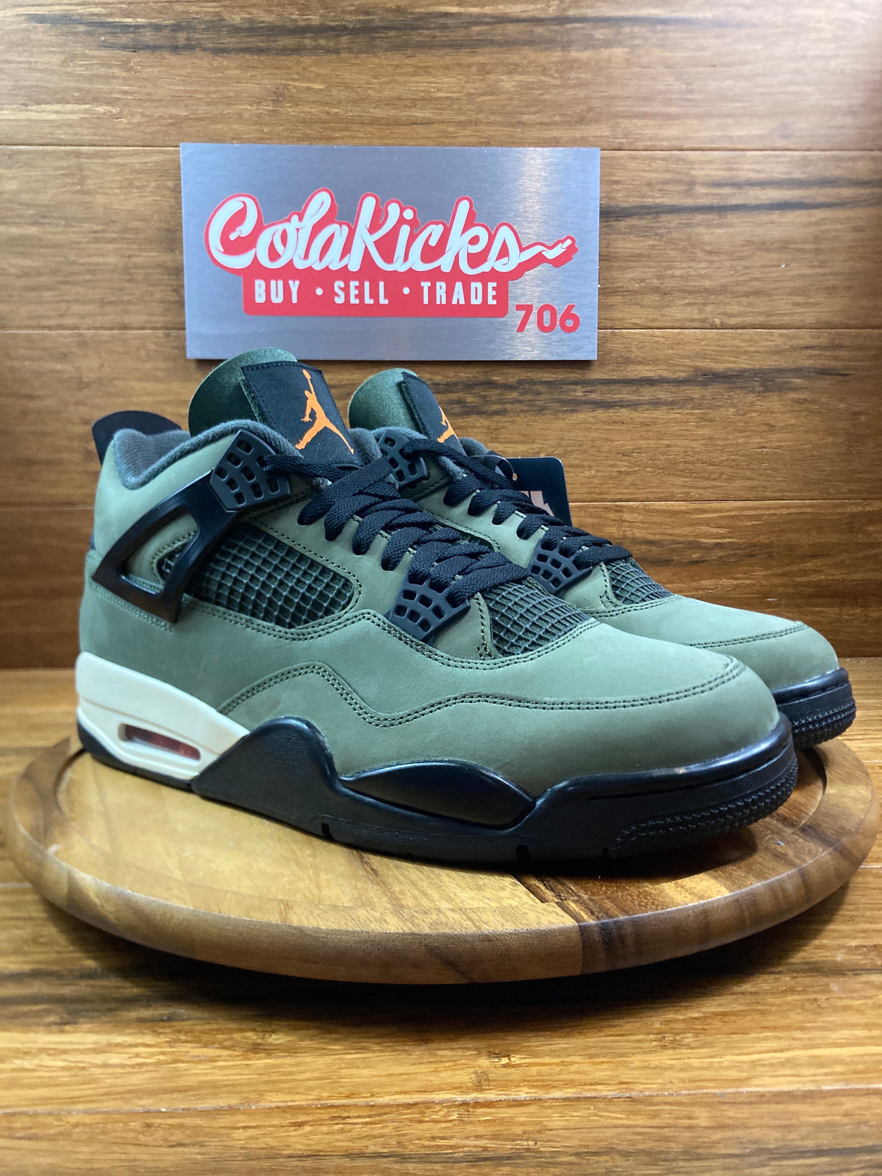 Jordan 4 Retro OG SP Undefeated (2025)