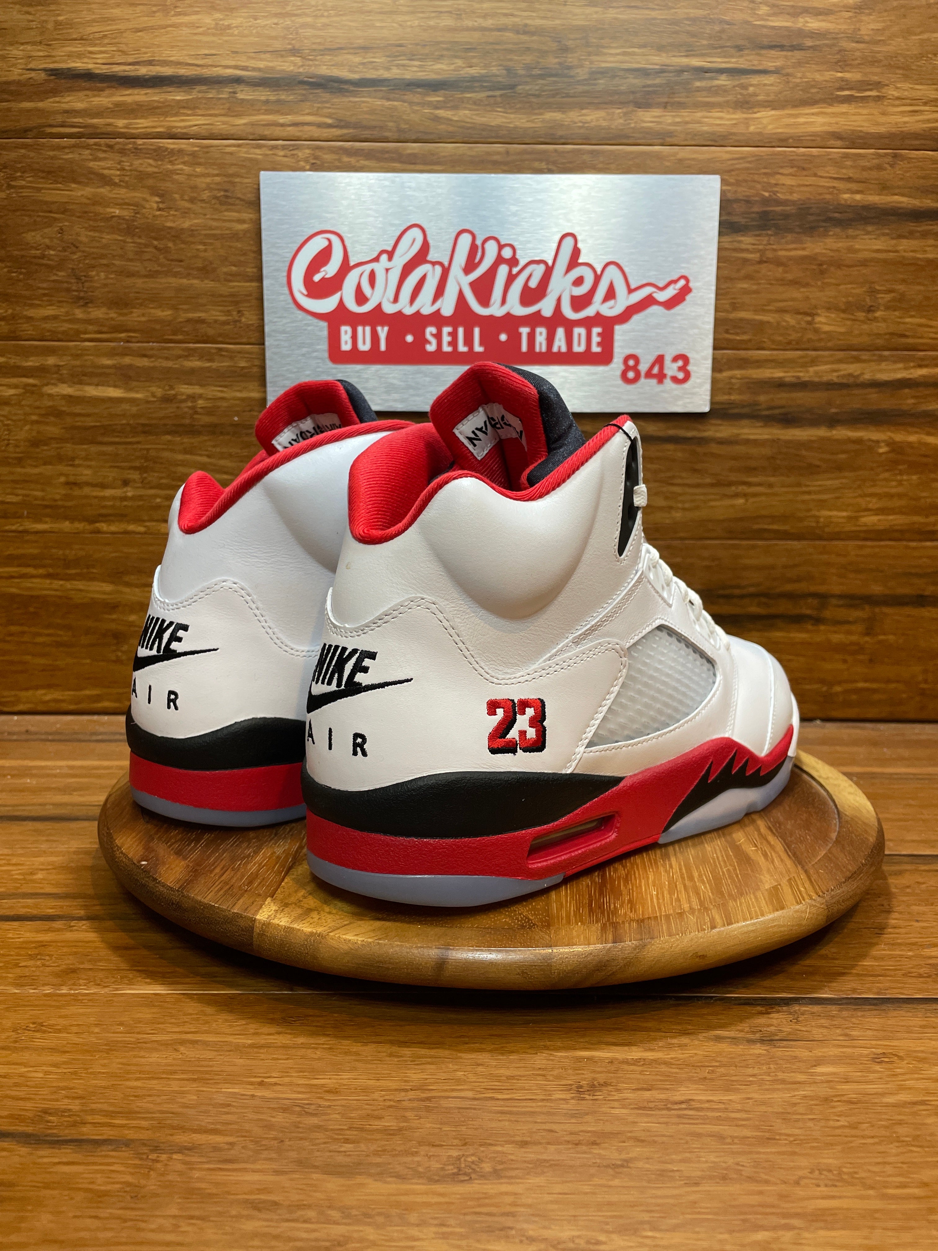 Jordan 5 Retro Fire Red Black Tongue (2025)