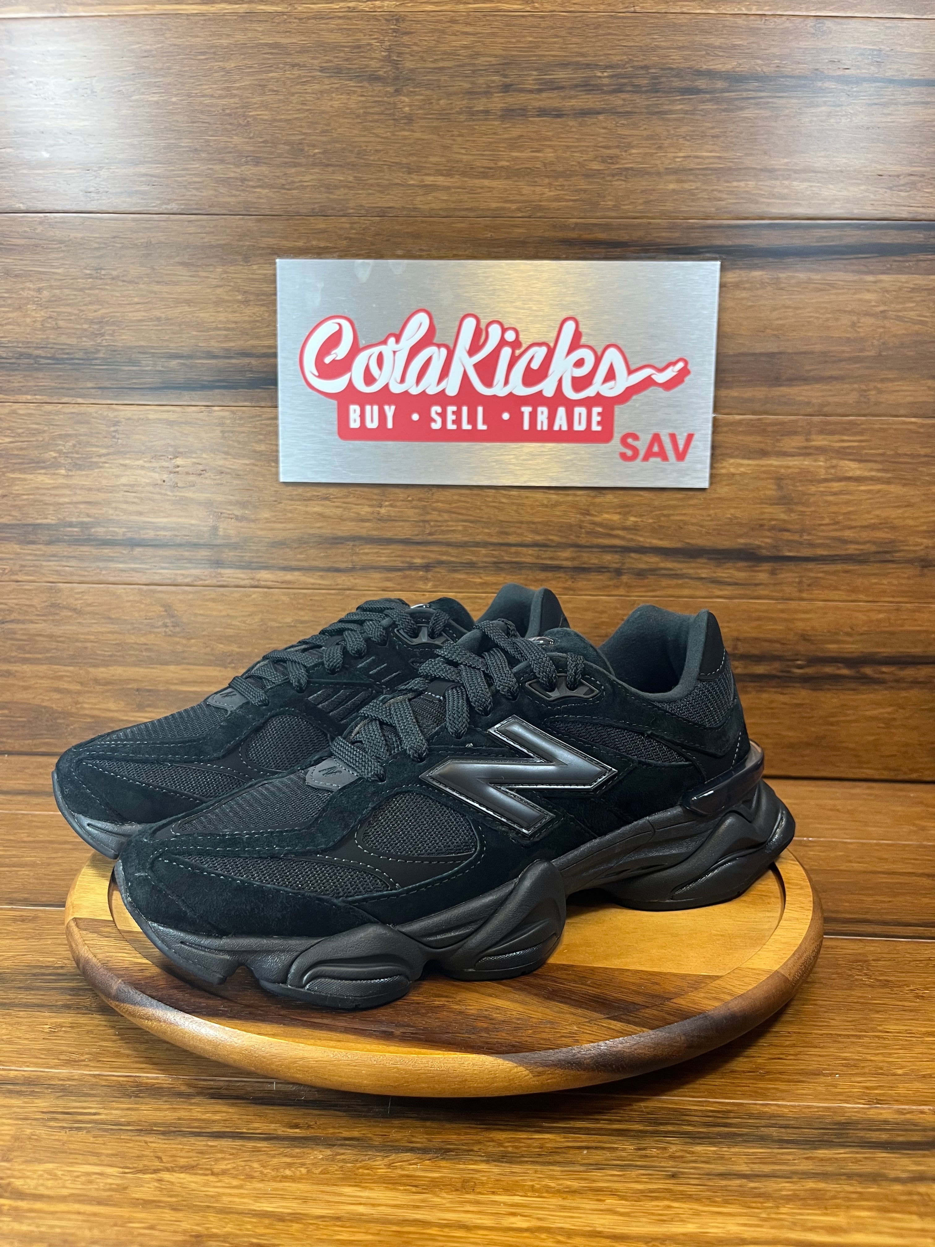 New Balance 9060 Triple Black