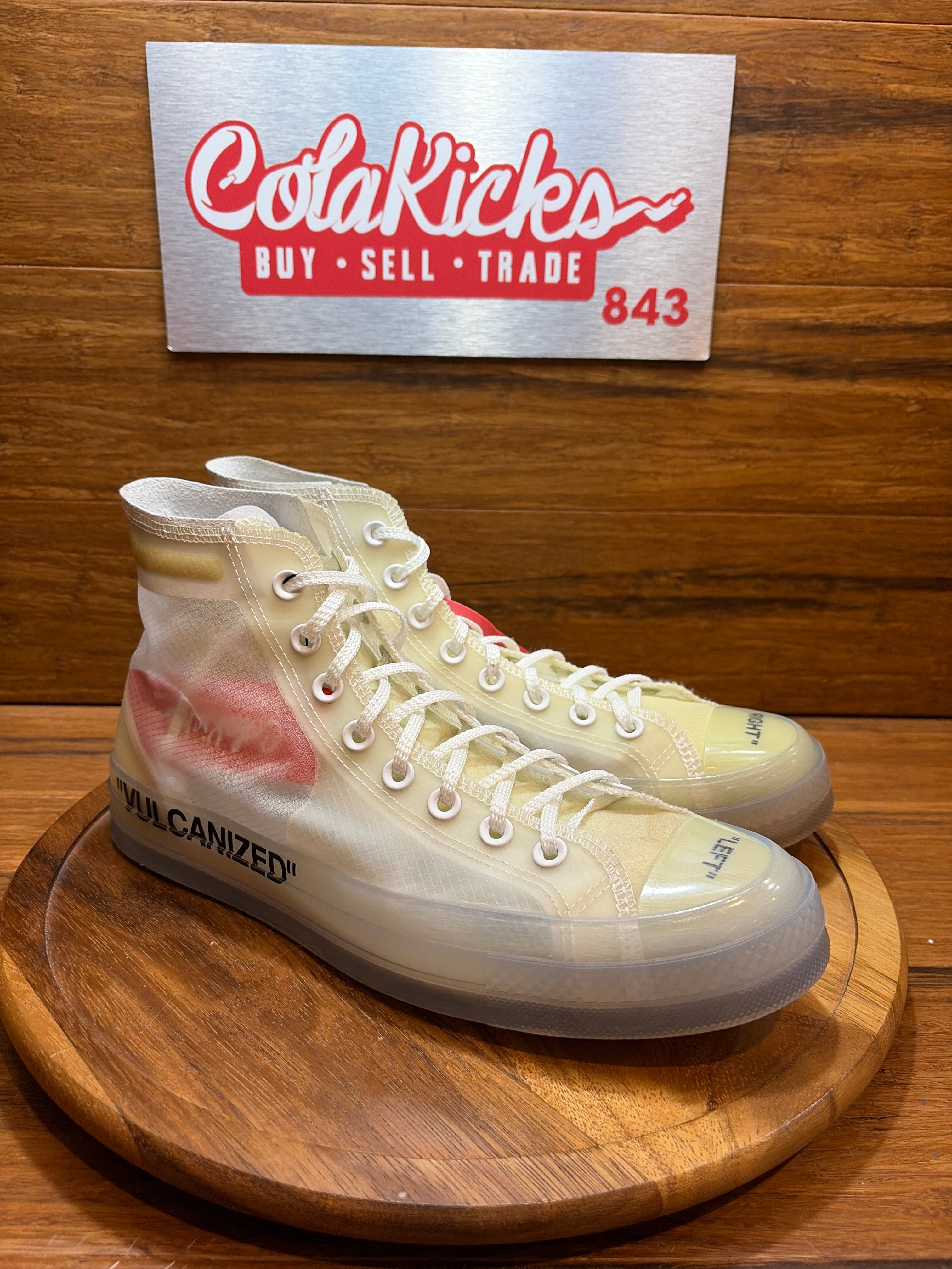 Converse Chuck Taylor All-Star Vulcanized Hi Off-White