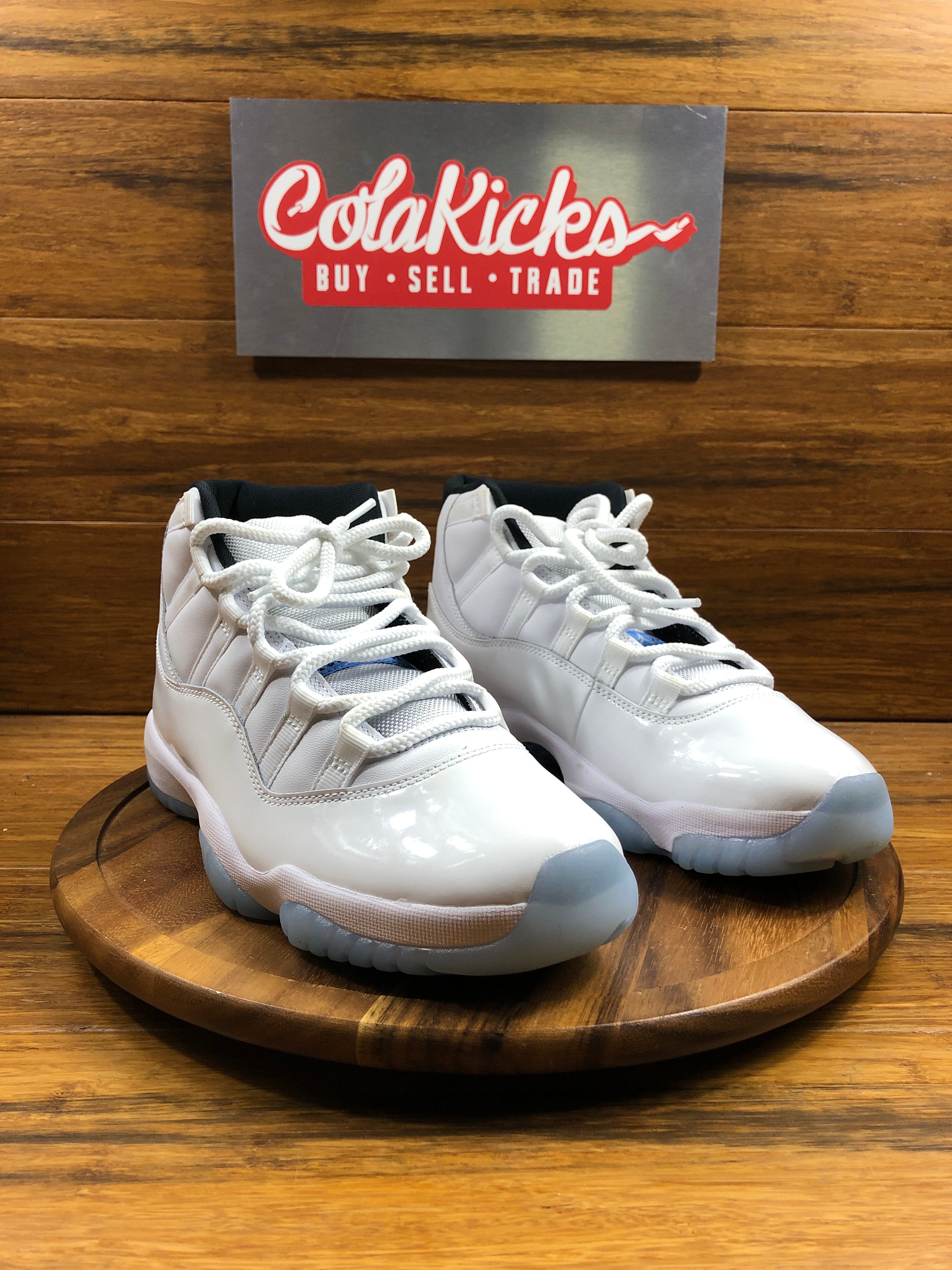 Jordan 11 Retro Legend Blue (2024)