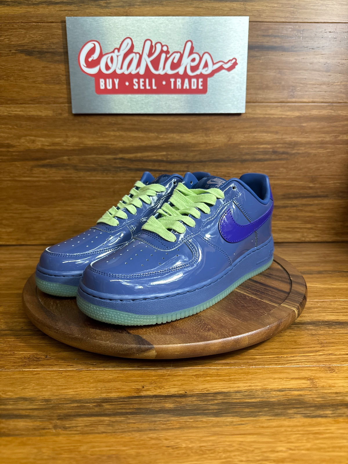 Nike Air Force 1 Low Patent Leather Mystic Navy Grape Ice