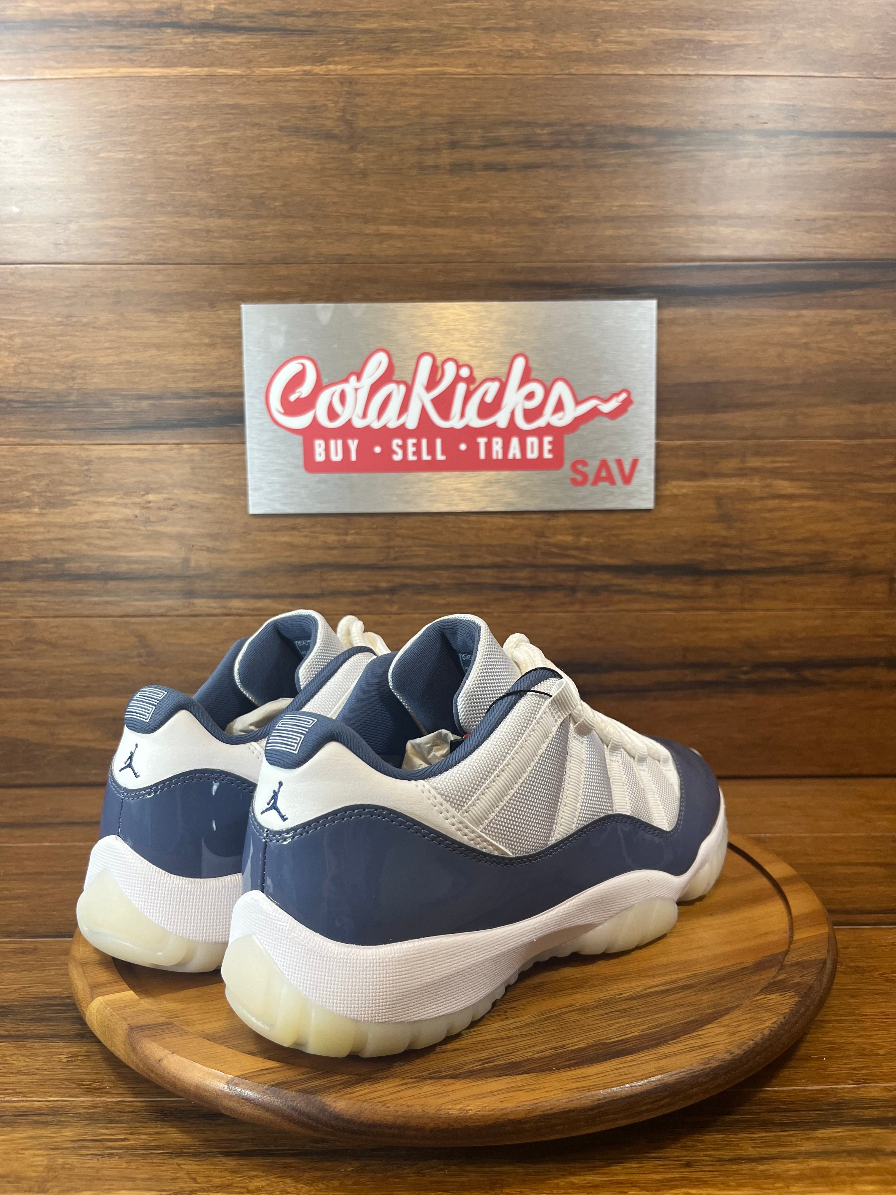 Jordan 11 Retro Low Diffused Blue