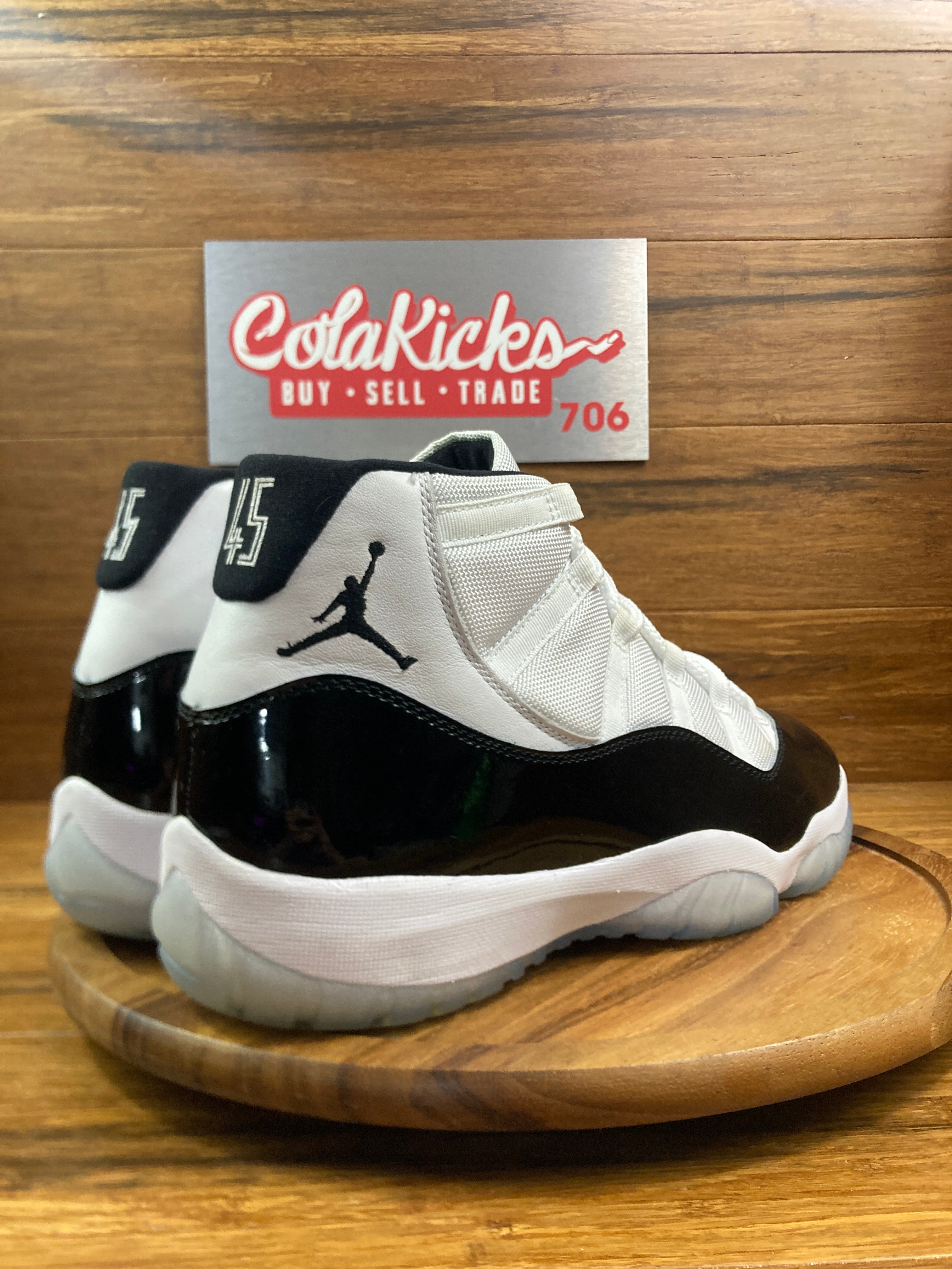 Jordan 11 Retro Concord (2018)