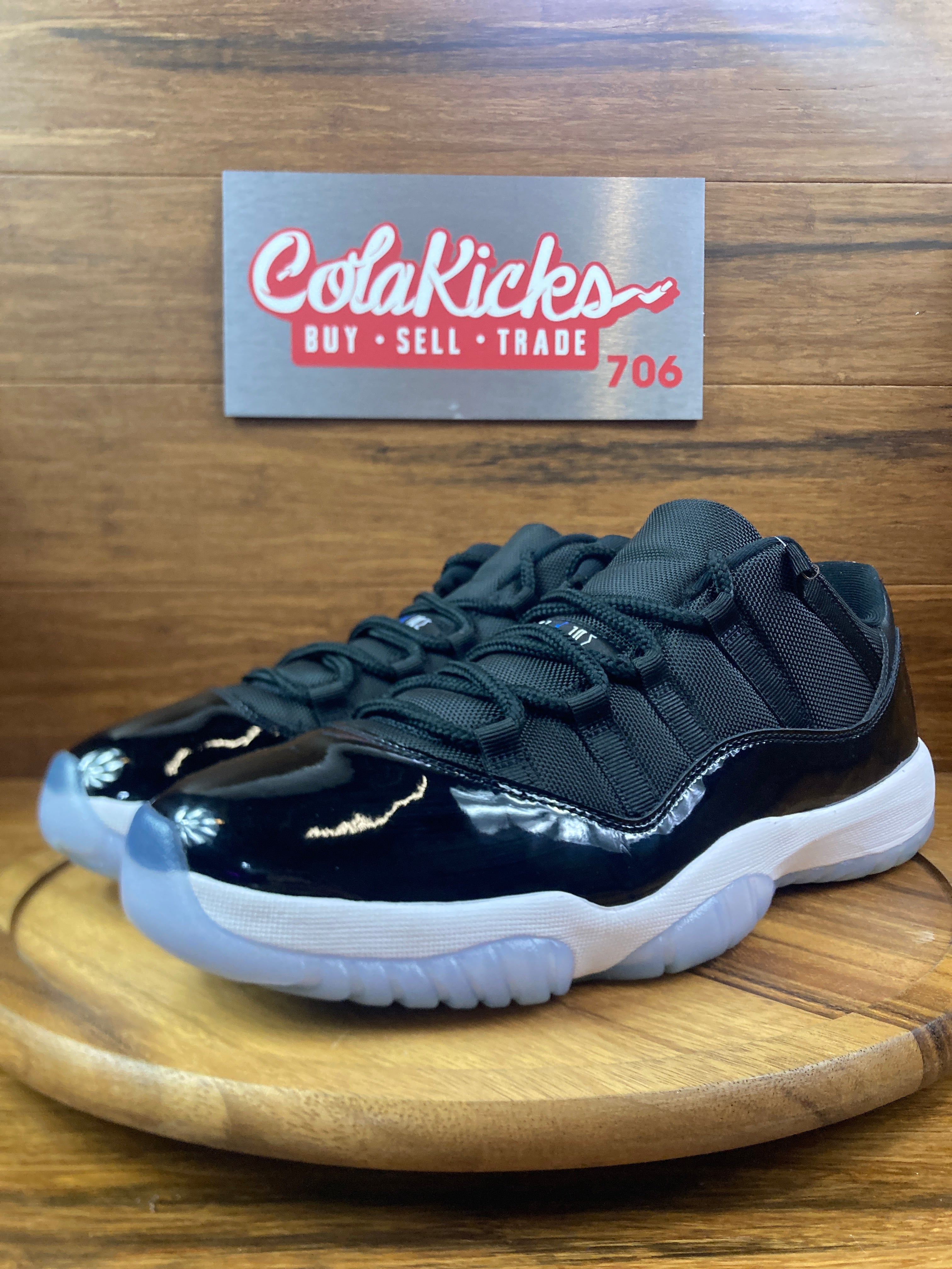 Jordan 11 Retro Low Space Jam