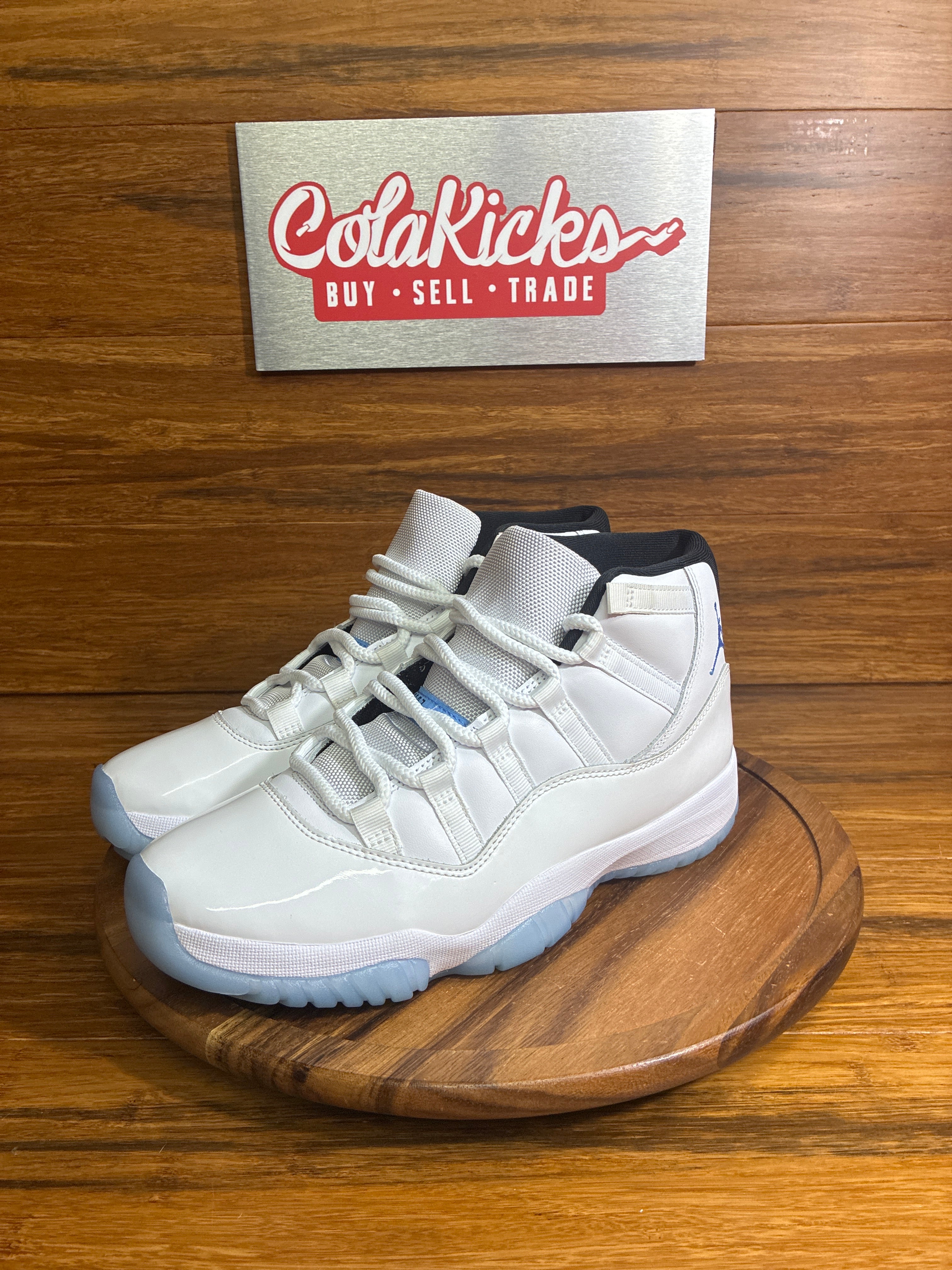 Jordan 11 Retro Legend Blue (2024)