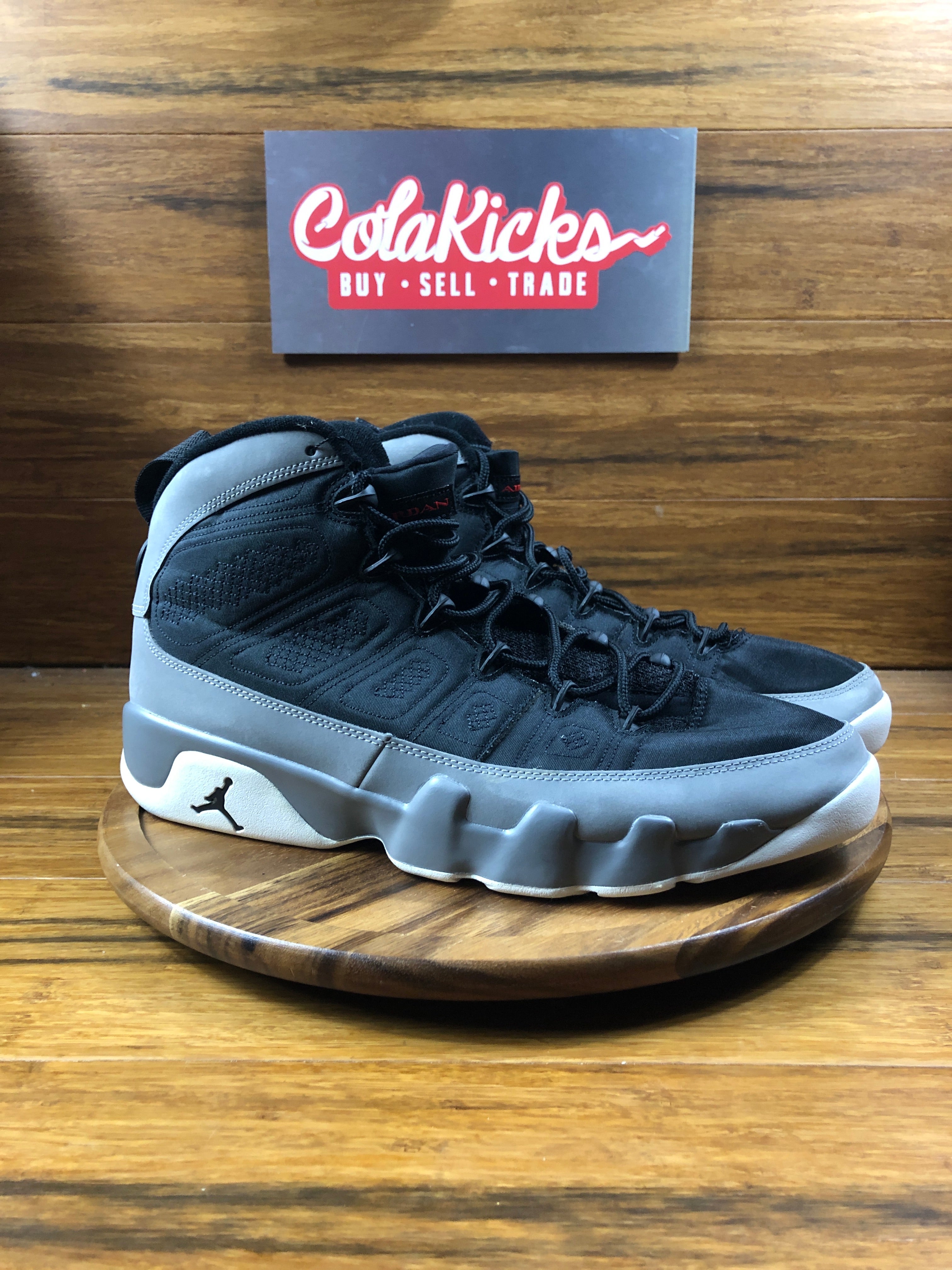 Jordan 9 Retro Particle Grey