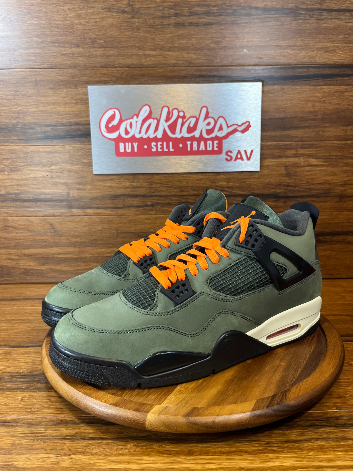 Jordan 4 Retro OG SP Undefeated (2025) (missing extras)