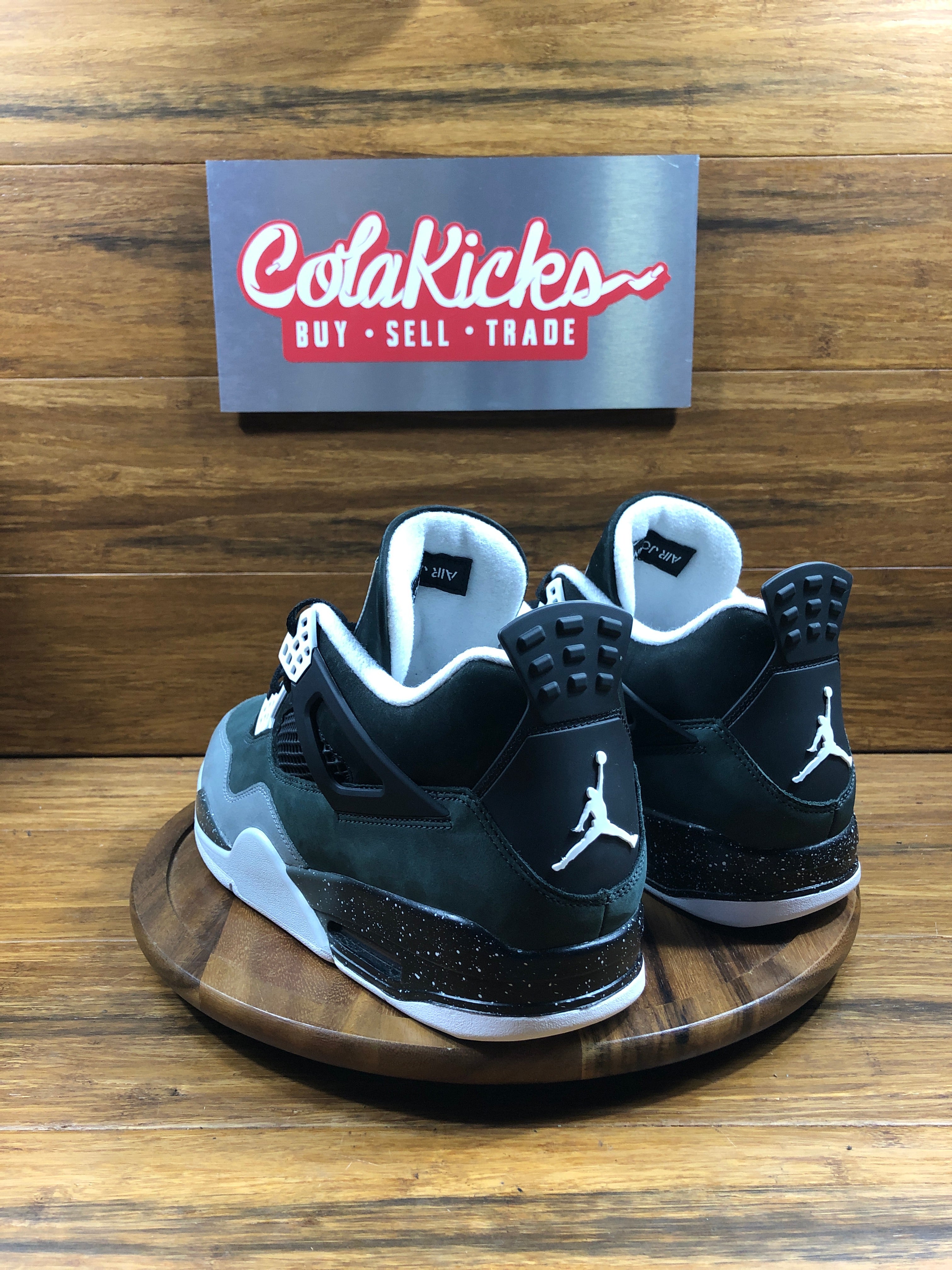 Jordan 4 Retro Fear (2024)