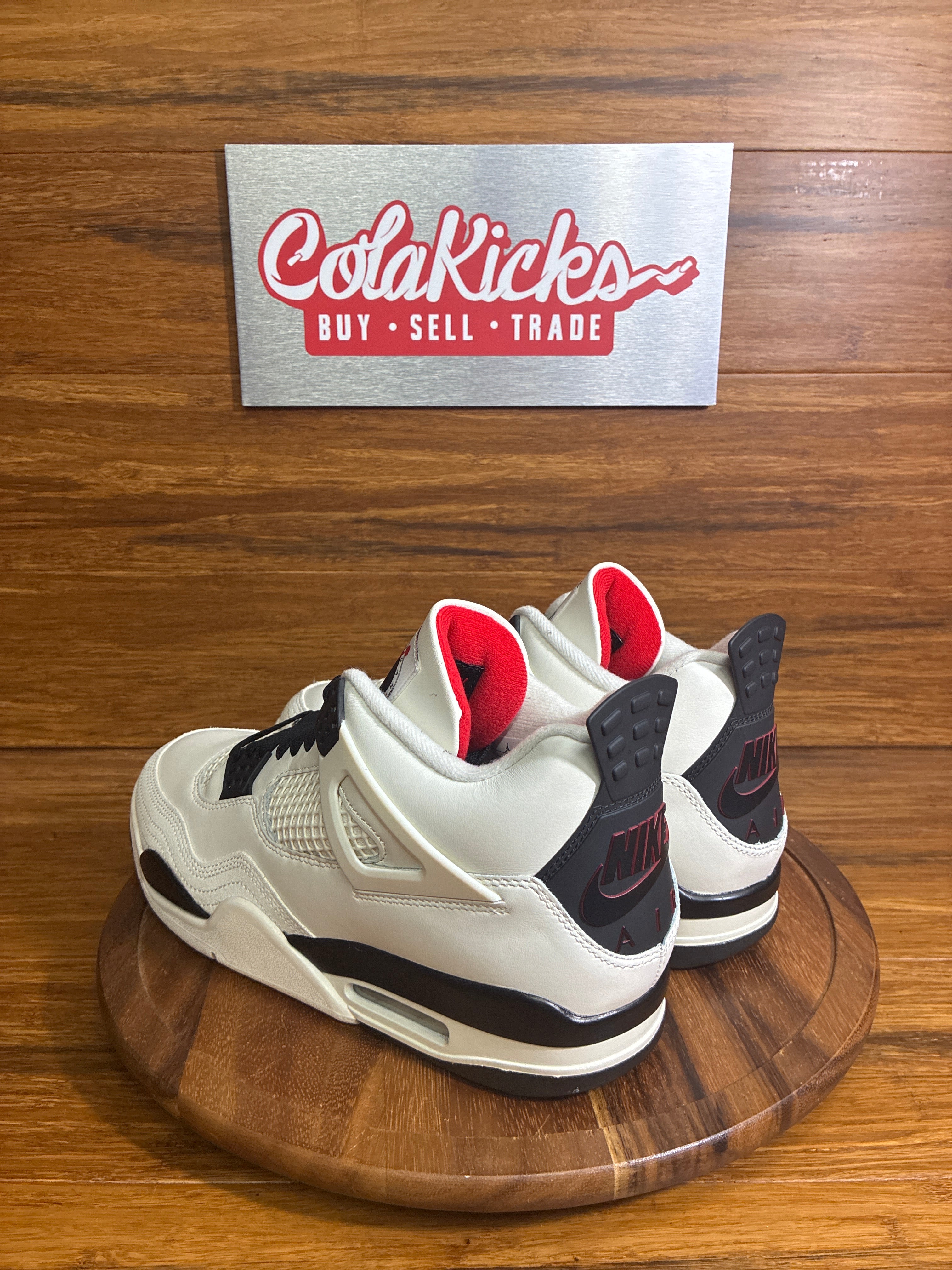 Jordan 4 Retro OG Flight Club