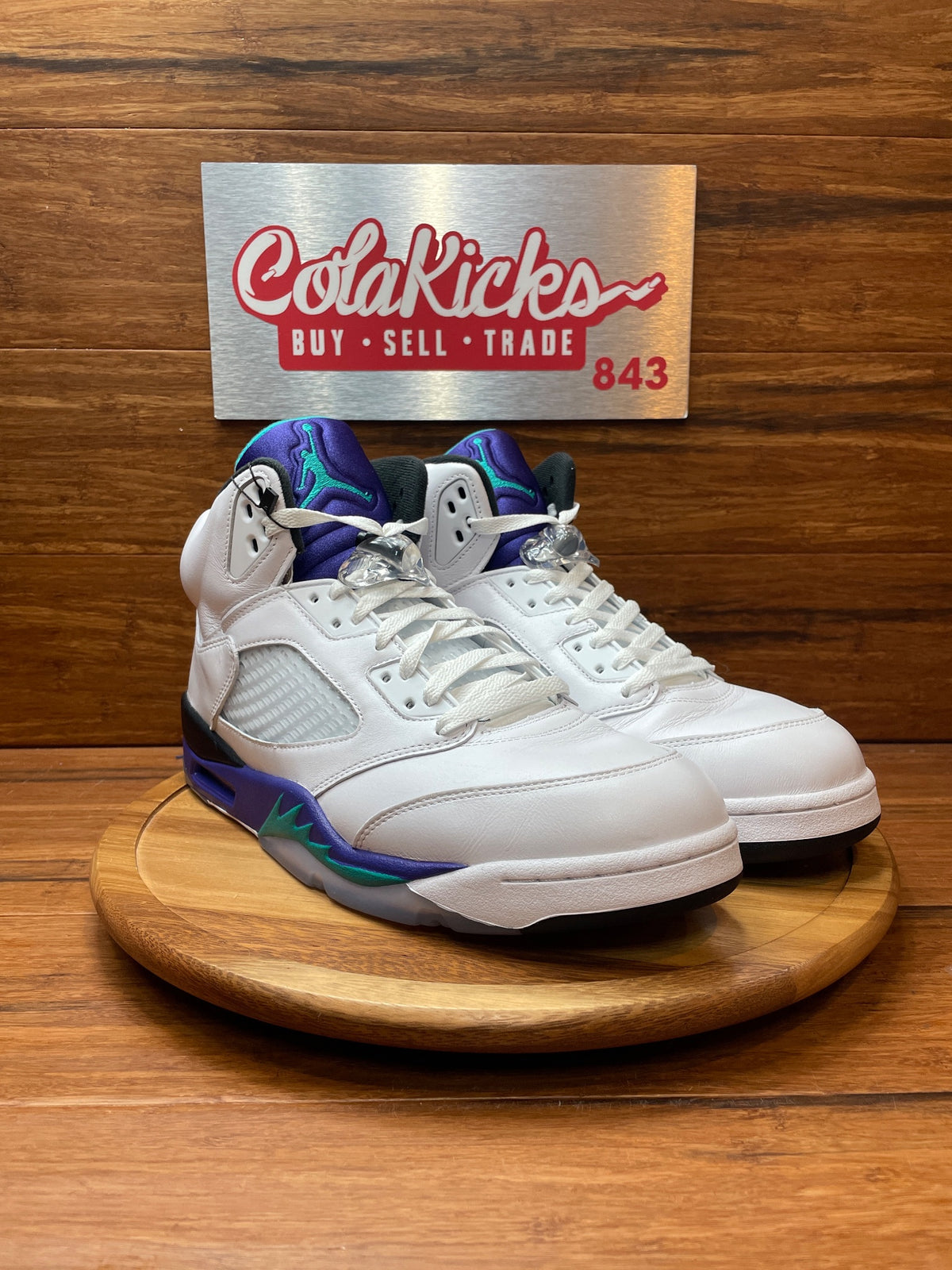 Jordan 5 Retro Grape (2025)