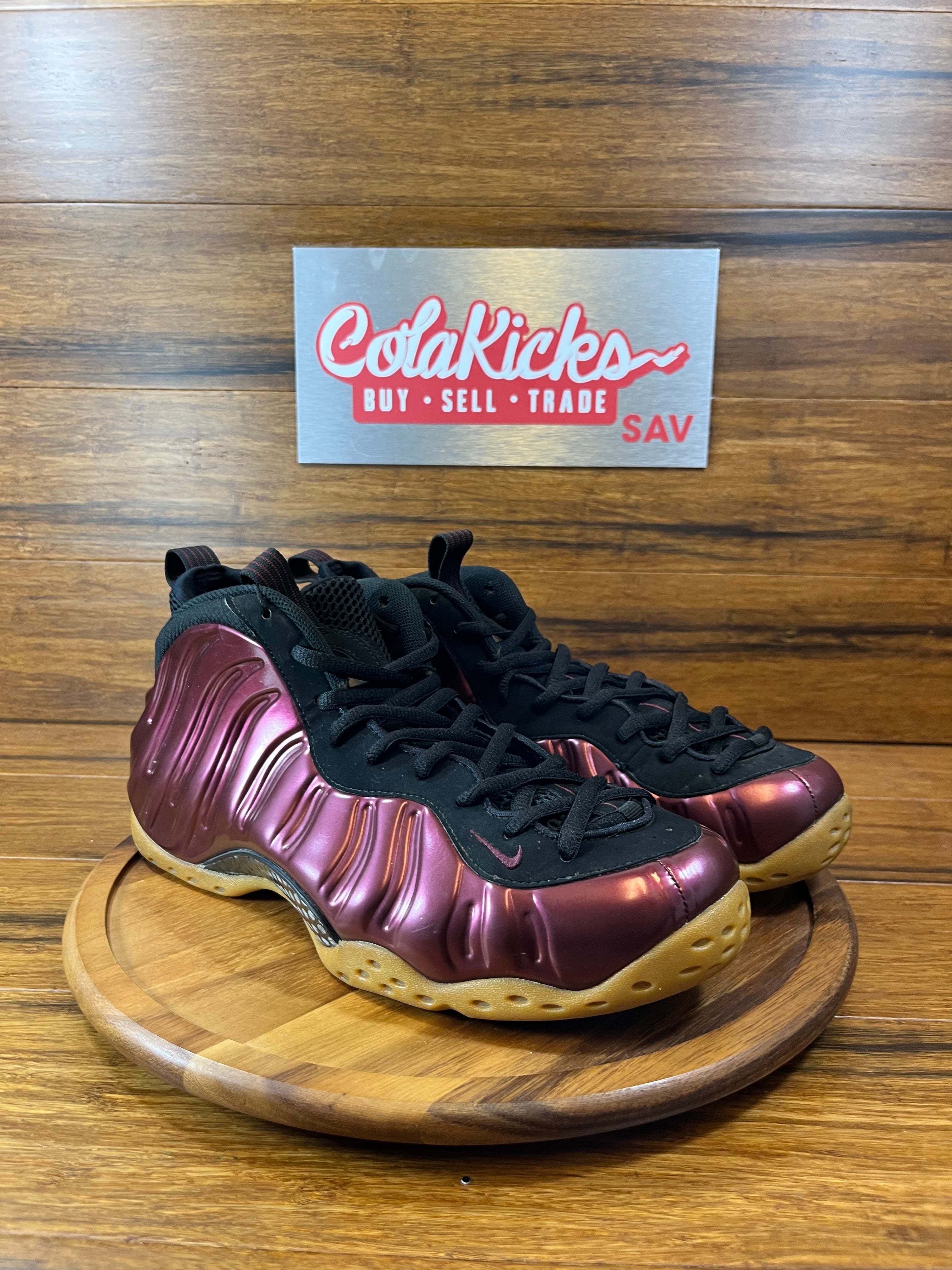 Nike Air Foamposite One Maroon