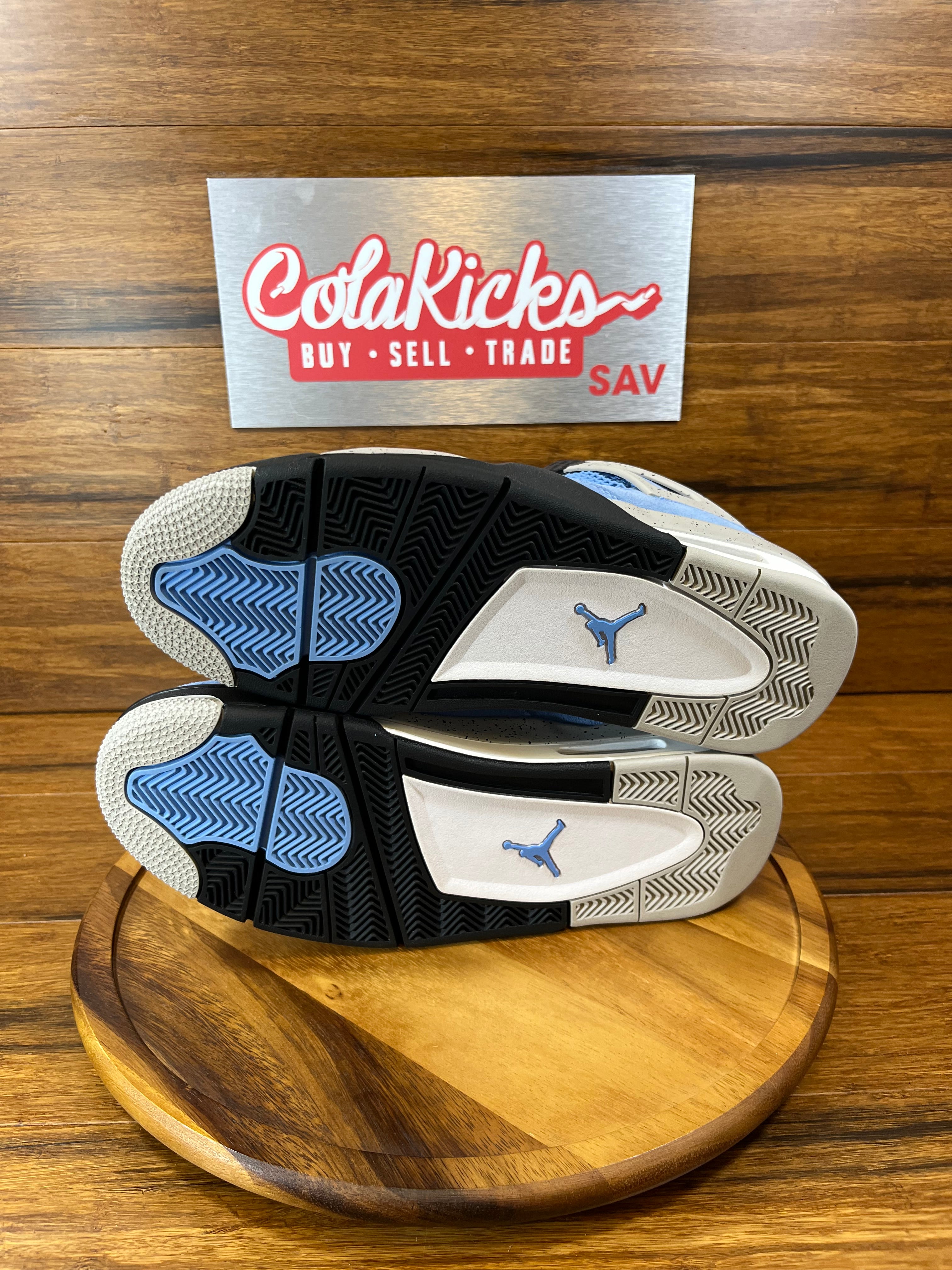 Jordan 4 Retro University Blue