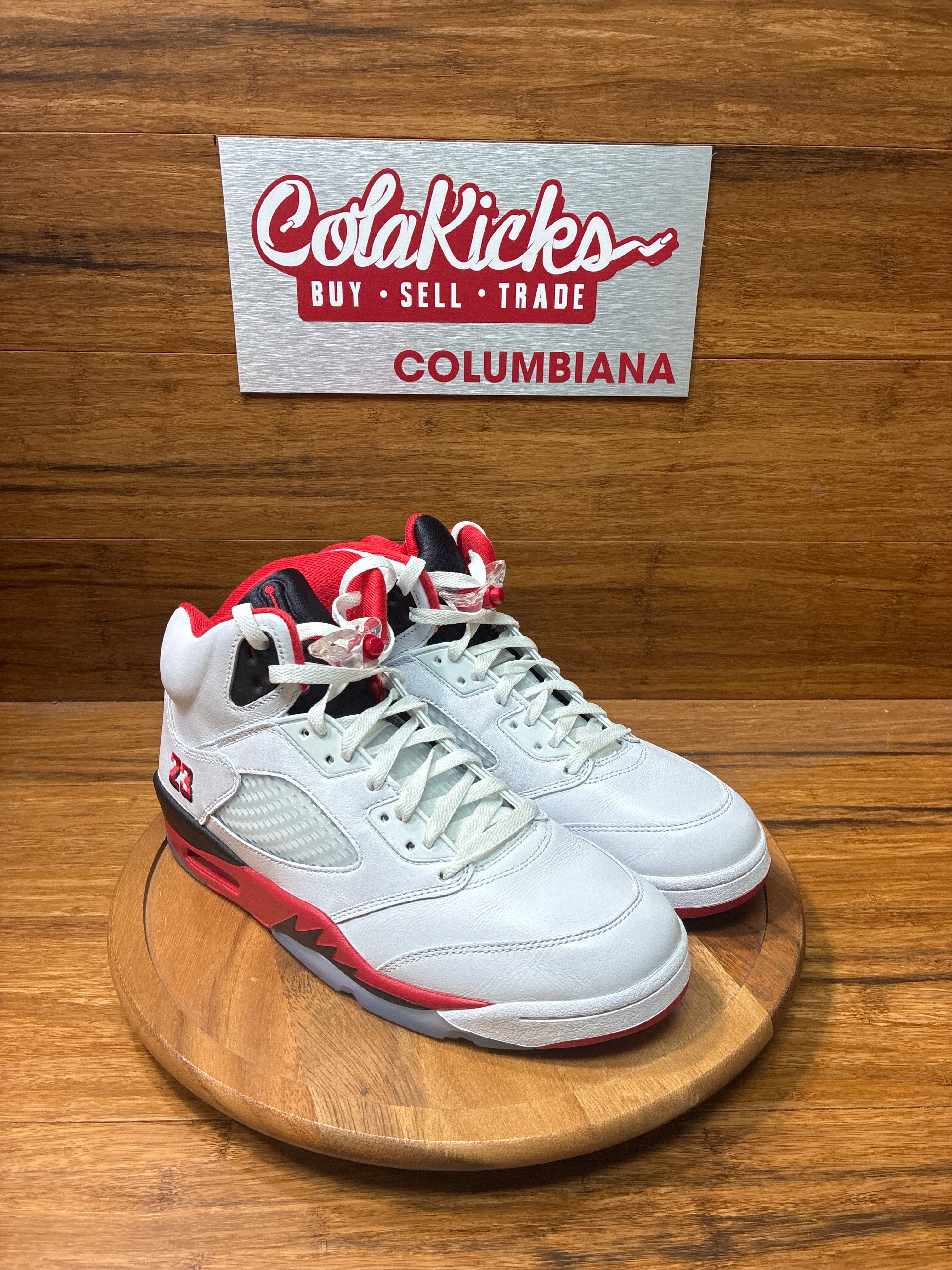 Jordan 5 Retro Fire Red Black Tongue (2025)