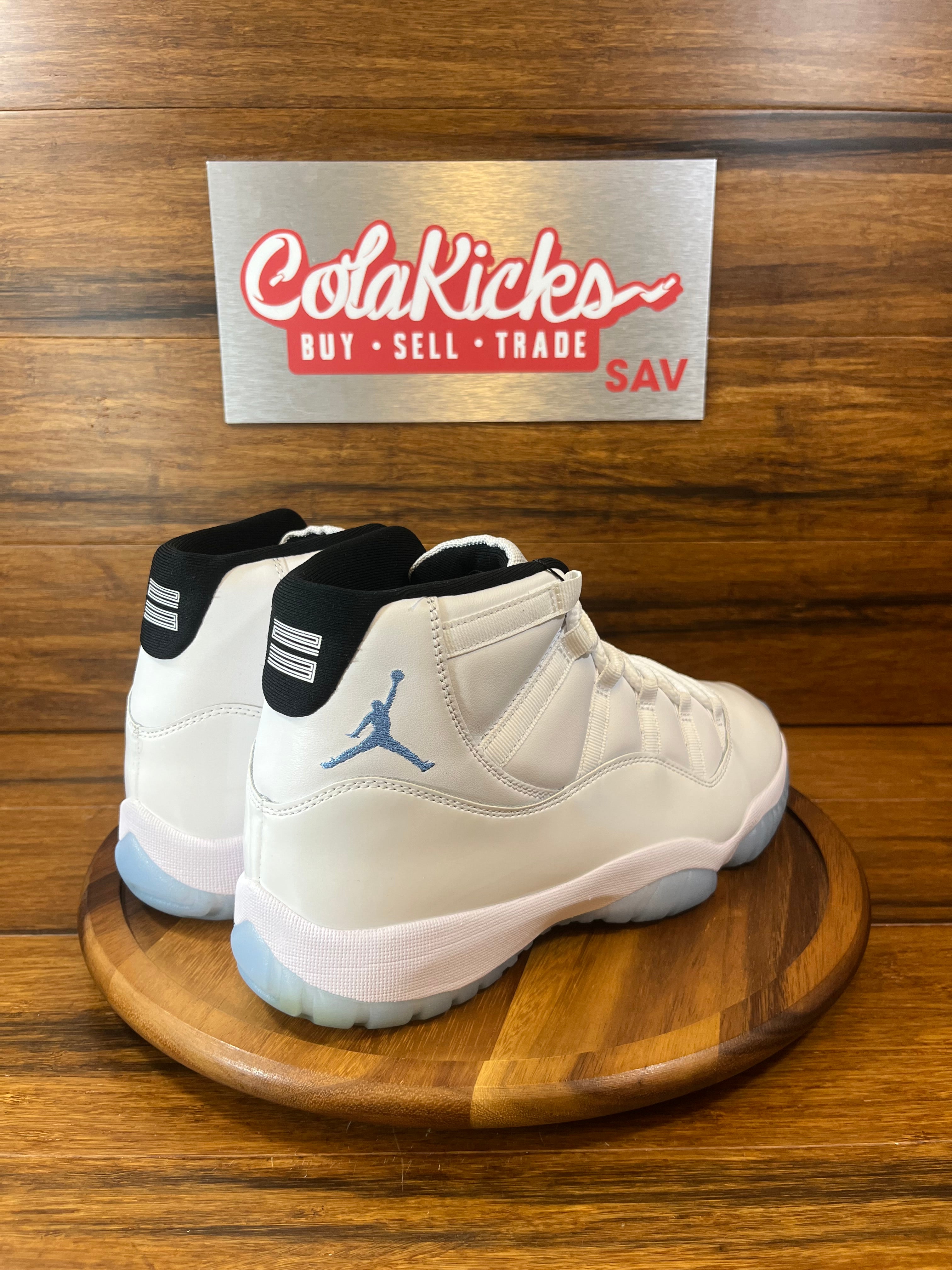 Jordan 11 Retro Legend Blue (2024)