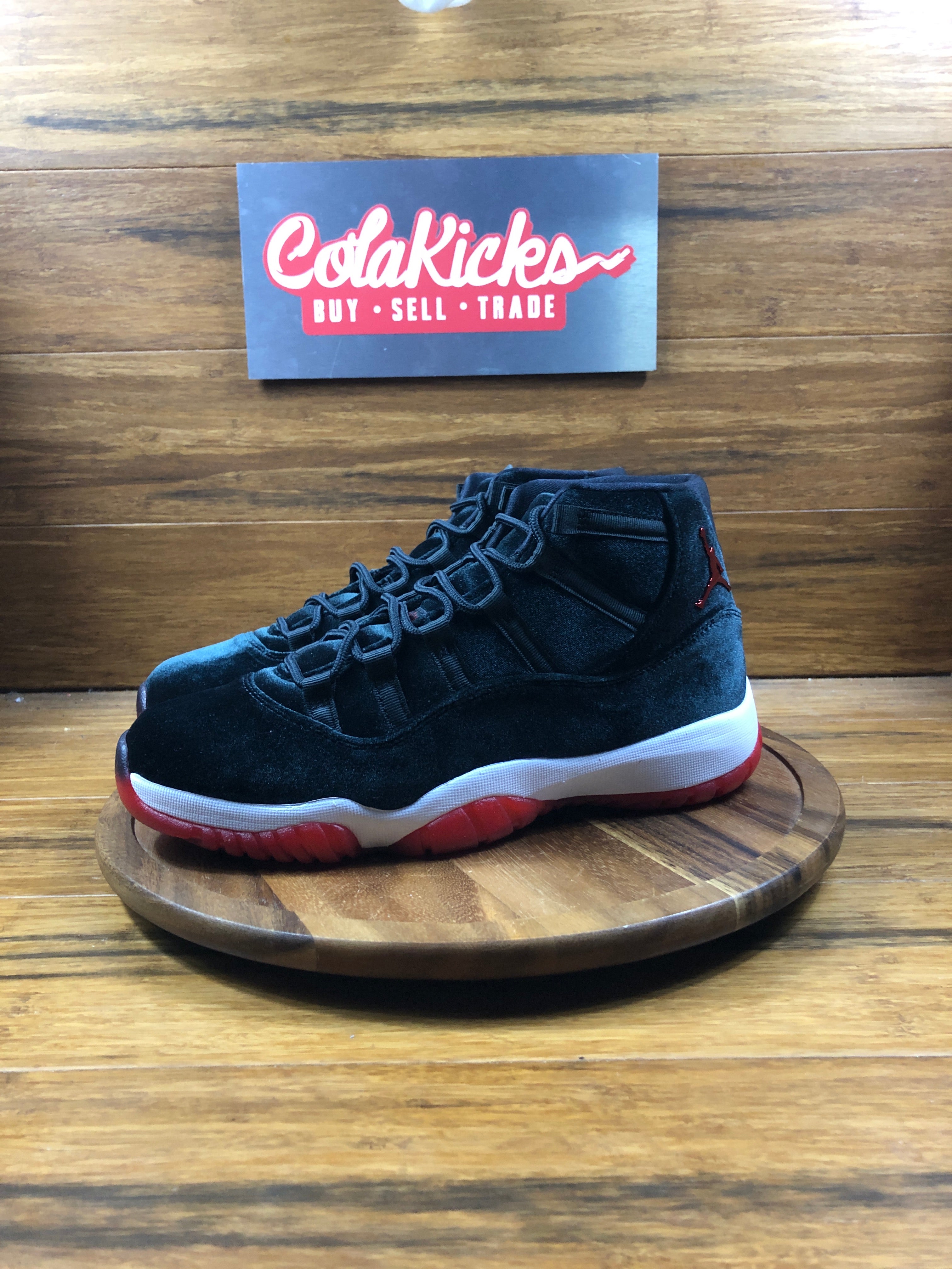 Jordan 11 Retro Bred Velvet (Women's)
