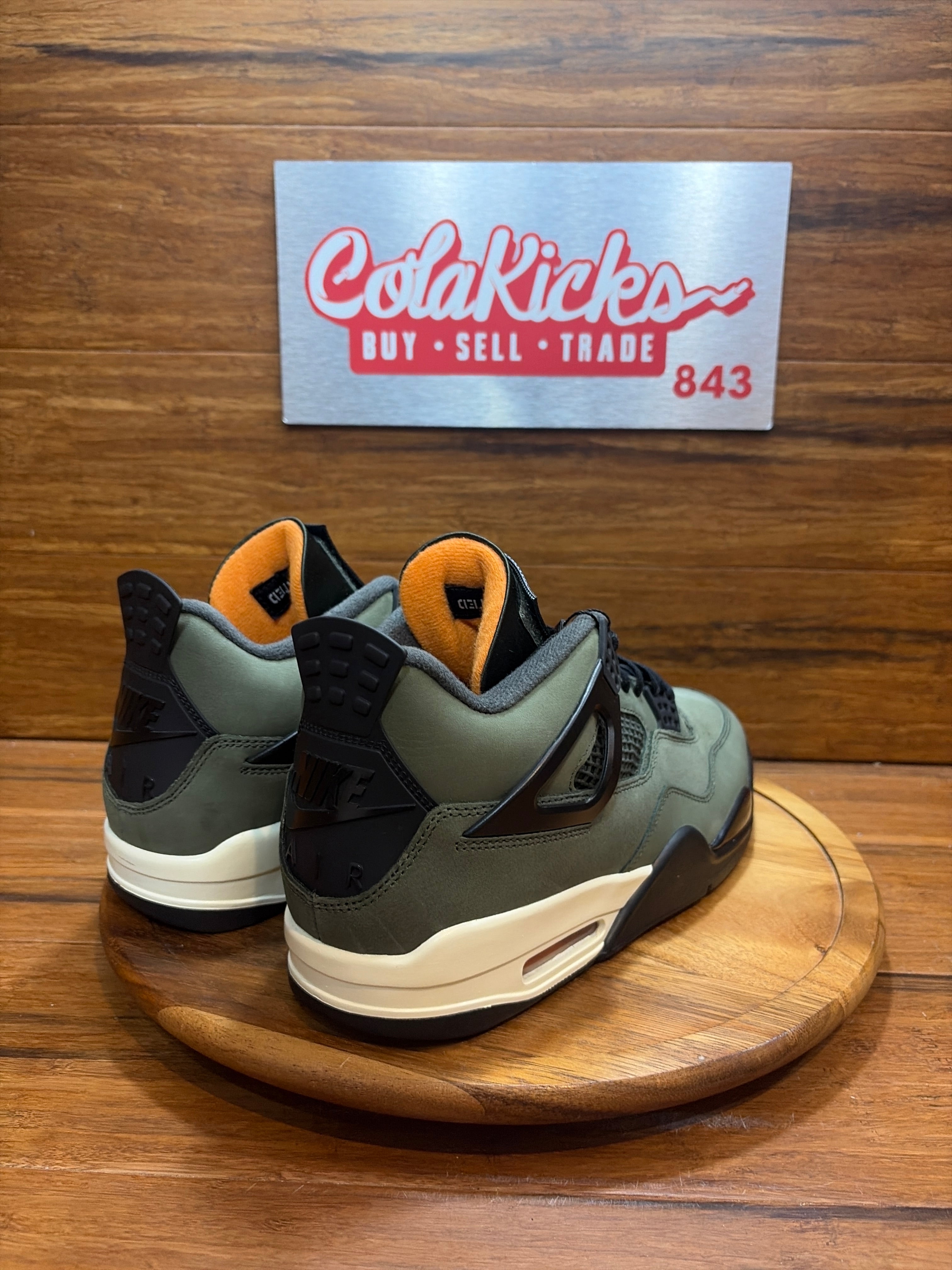 Jordan 4 Retro OG SP Undefeated (2025)