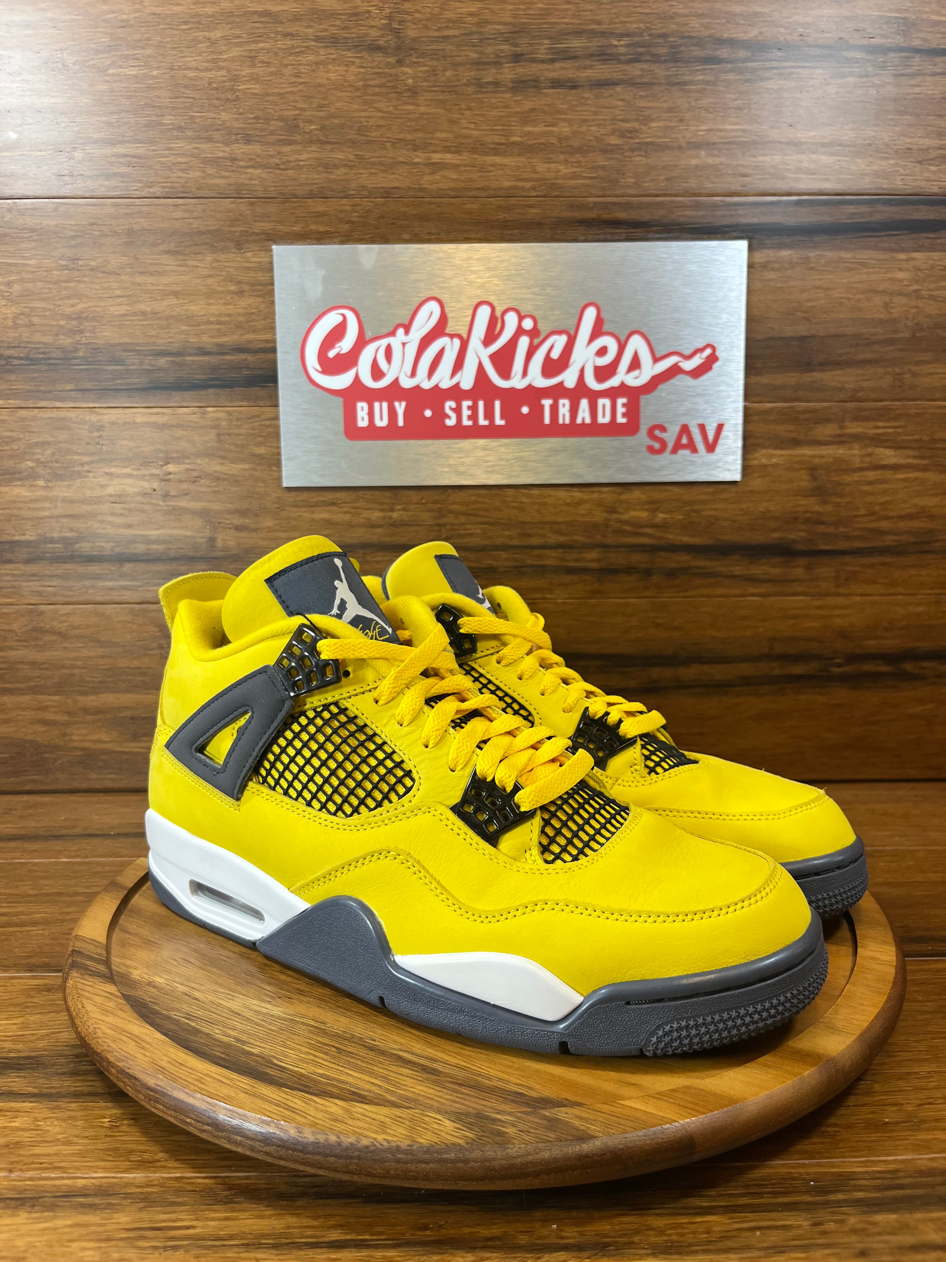 Jordan 4 Retro Lightning (2021)