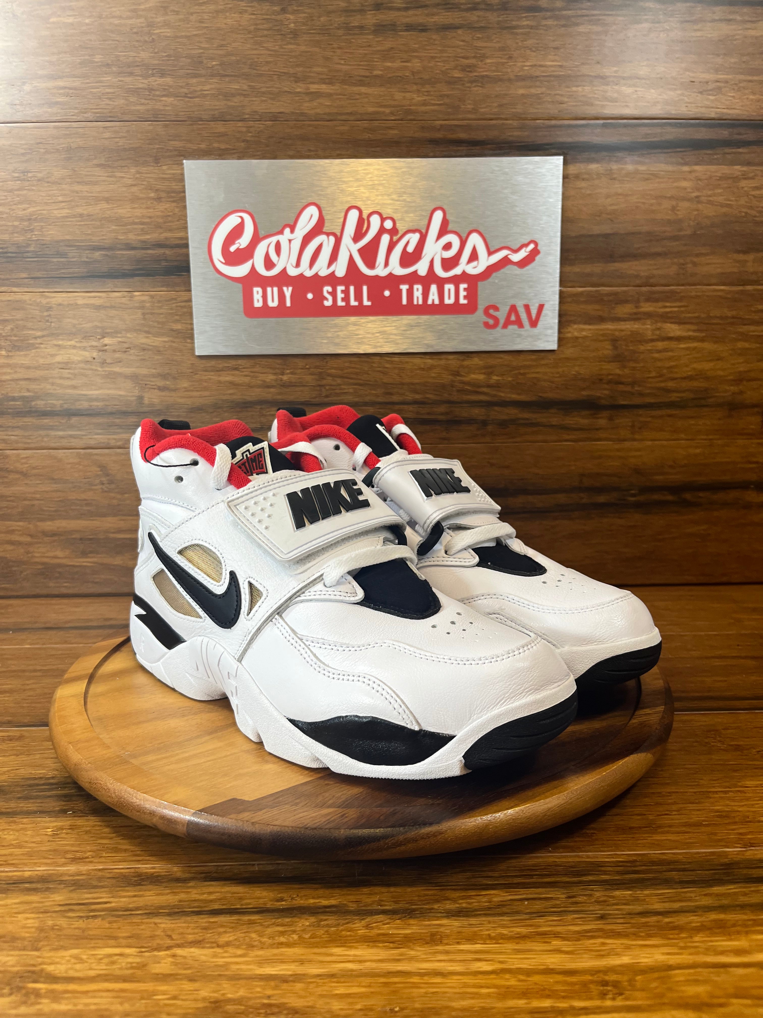 Nike Air Diamond Turf Proto '92 Atlanta Falcons
