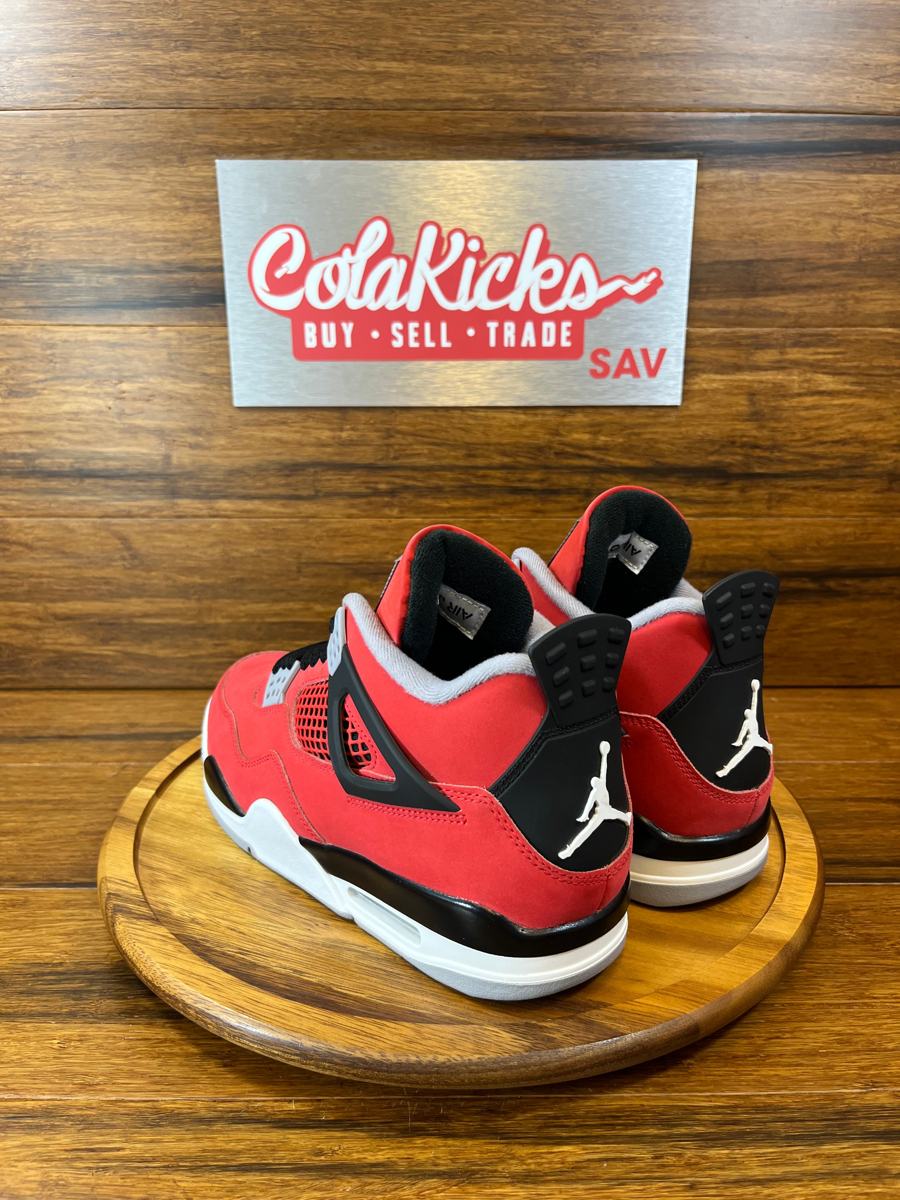 Jordan 4 Retro Toro Bravo (2026)