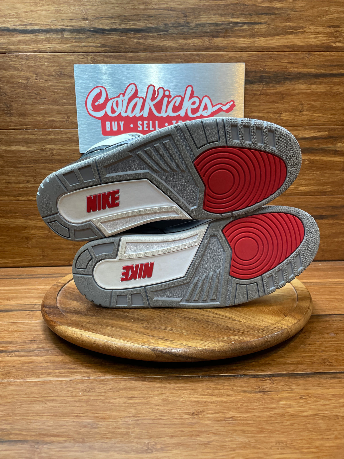 Jordan 3 Retro Tinker Hatfield