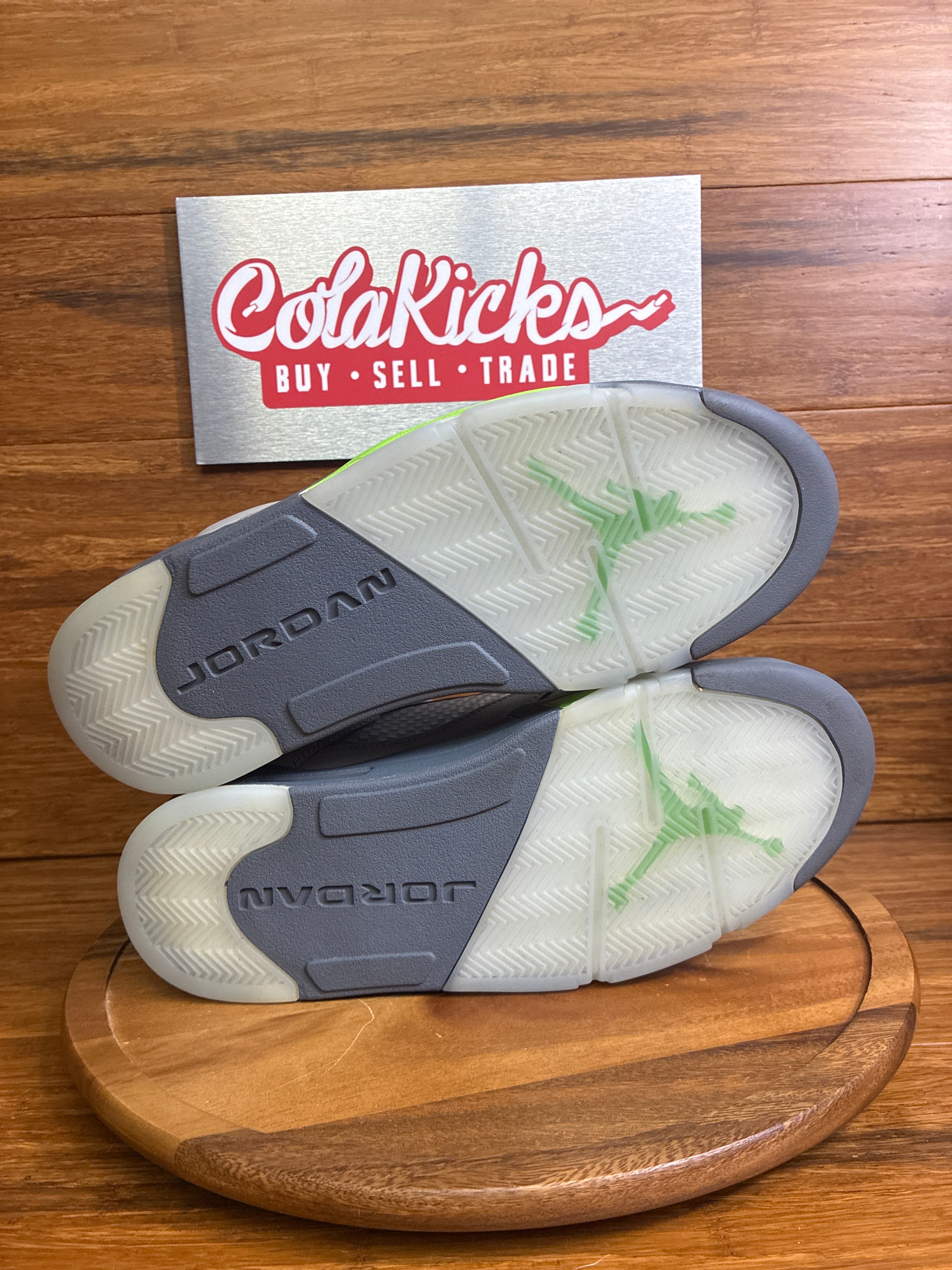 Jordan 5 Retro Green Bean (2022)